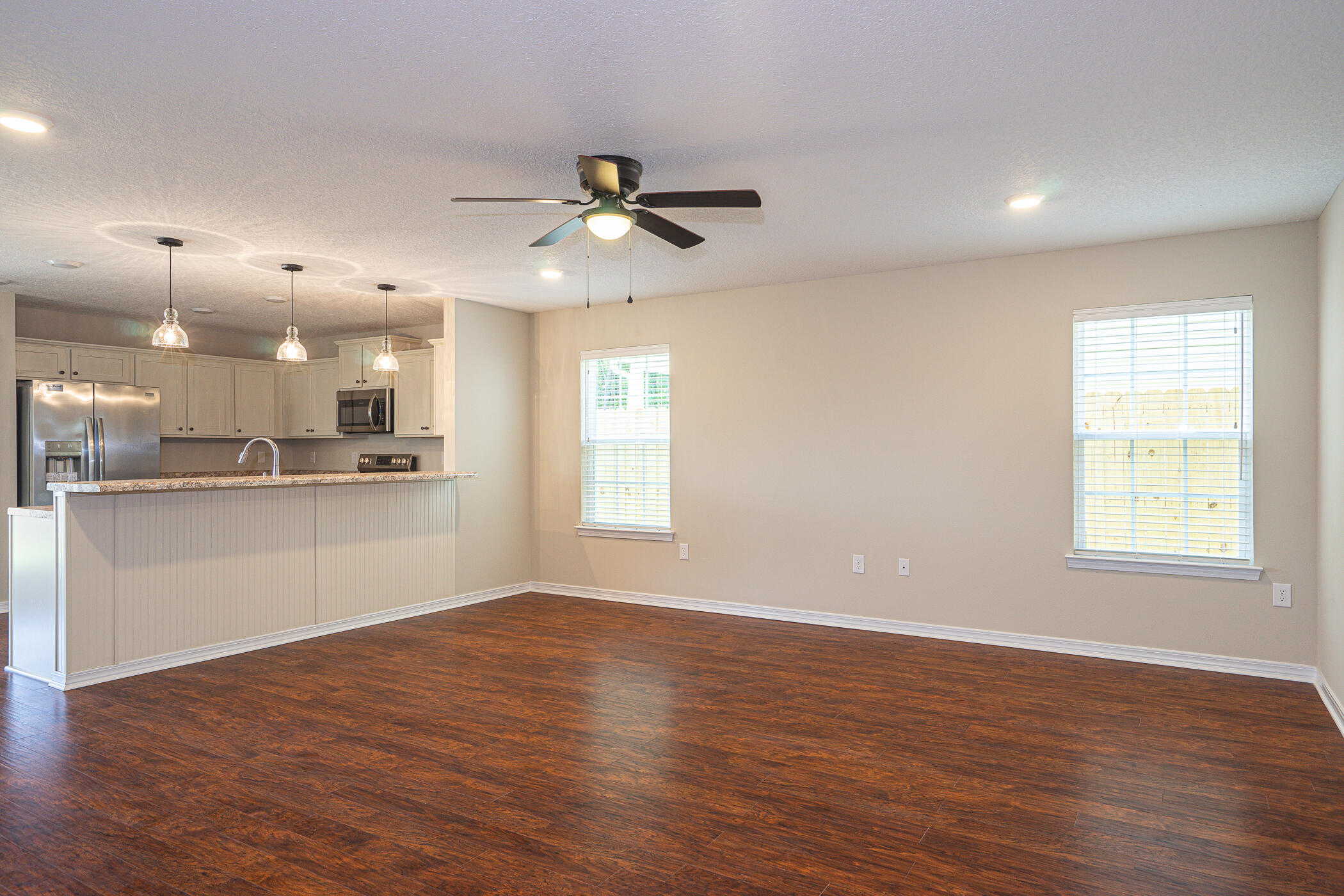 STILLWELL ESTATES - Residential