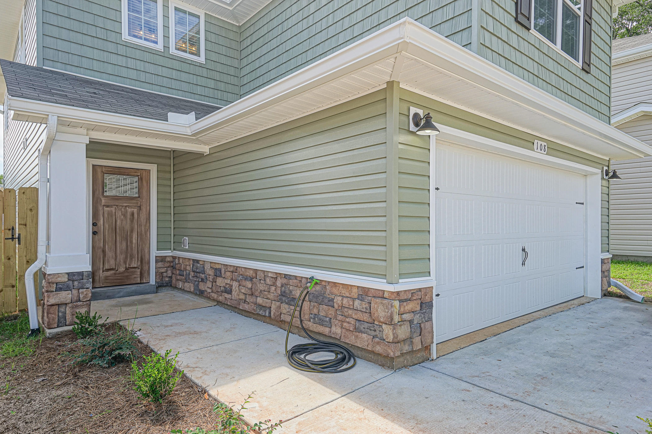 STILLWELL ESTATES - Residential