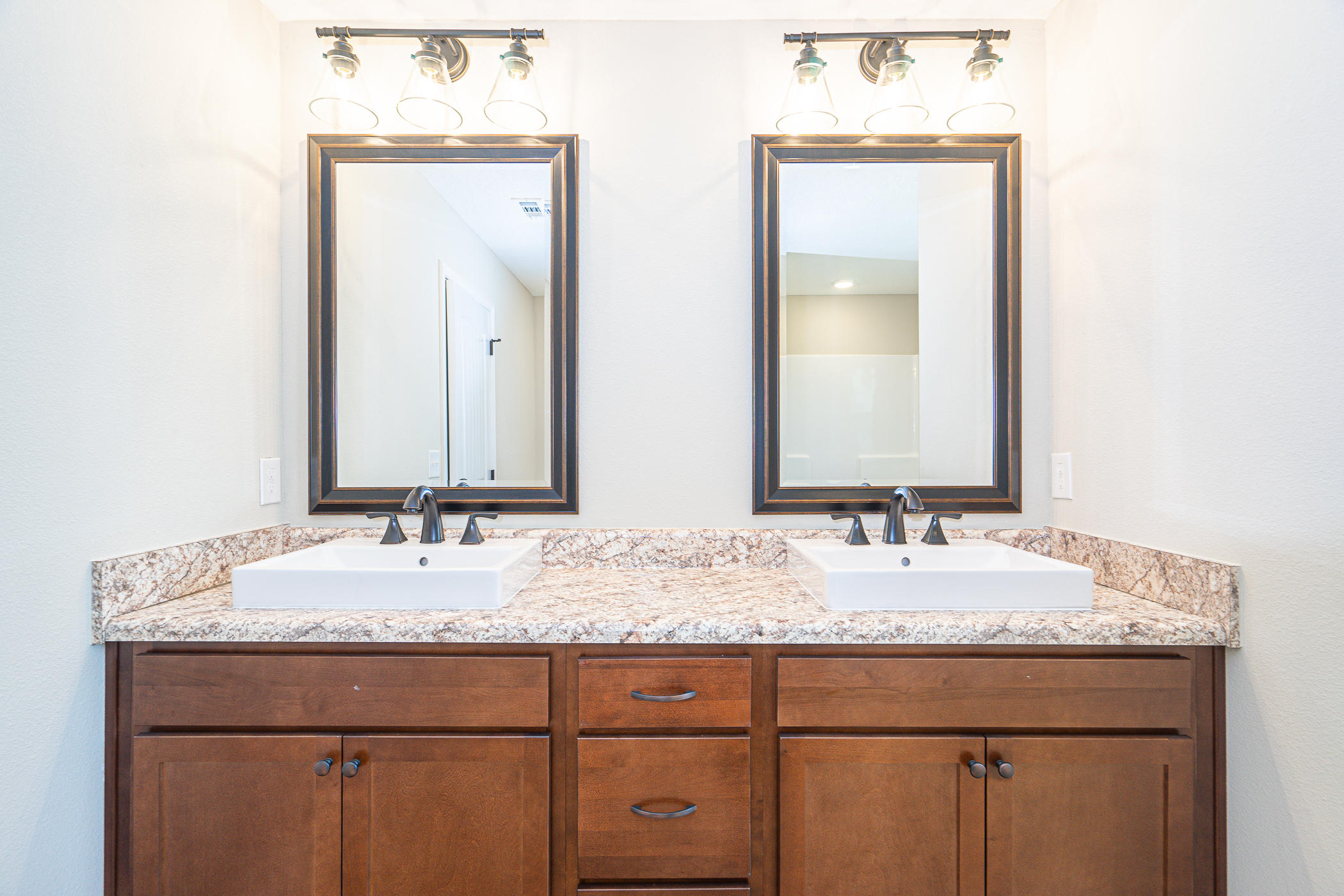 STILLWELL ESTATES - Residential