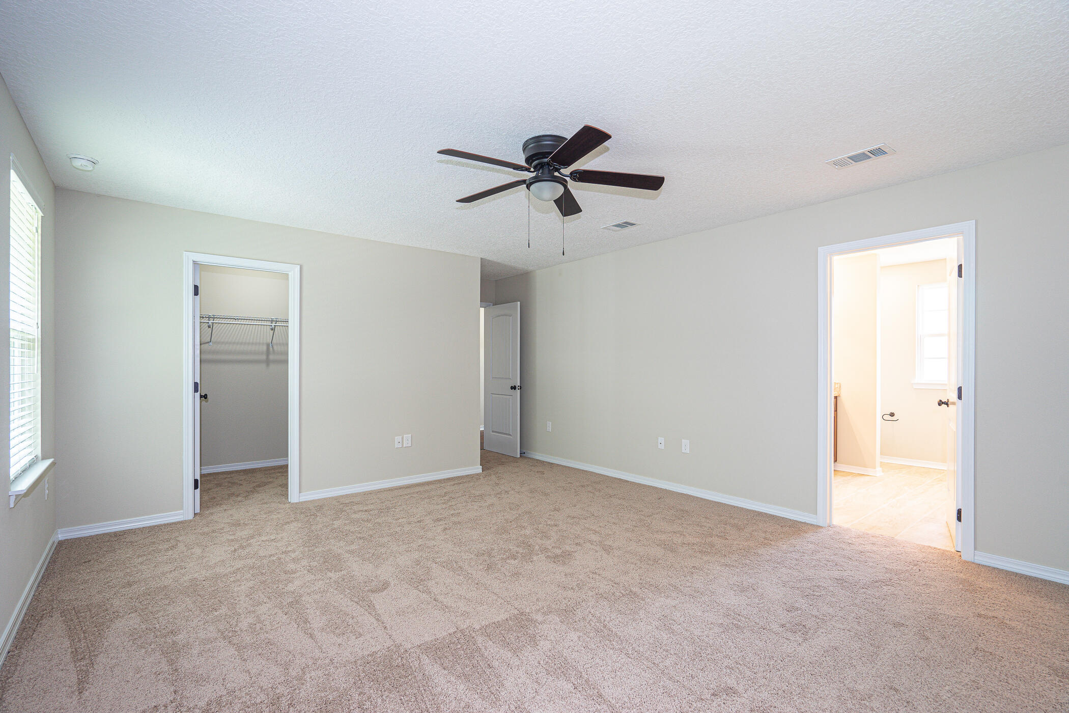 STILLWELL ESTATES - Residential