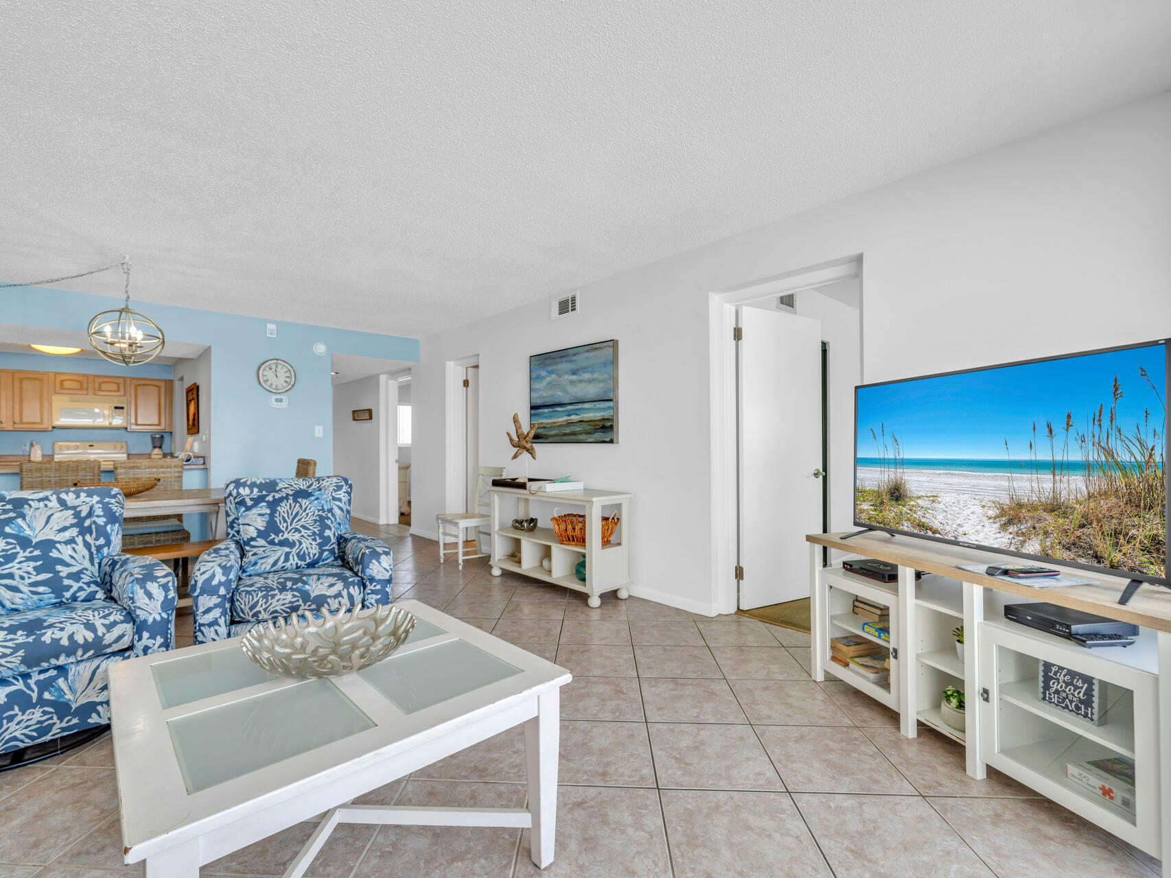 BEACH HOUSE CONDO PH 2 - Residential