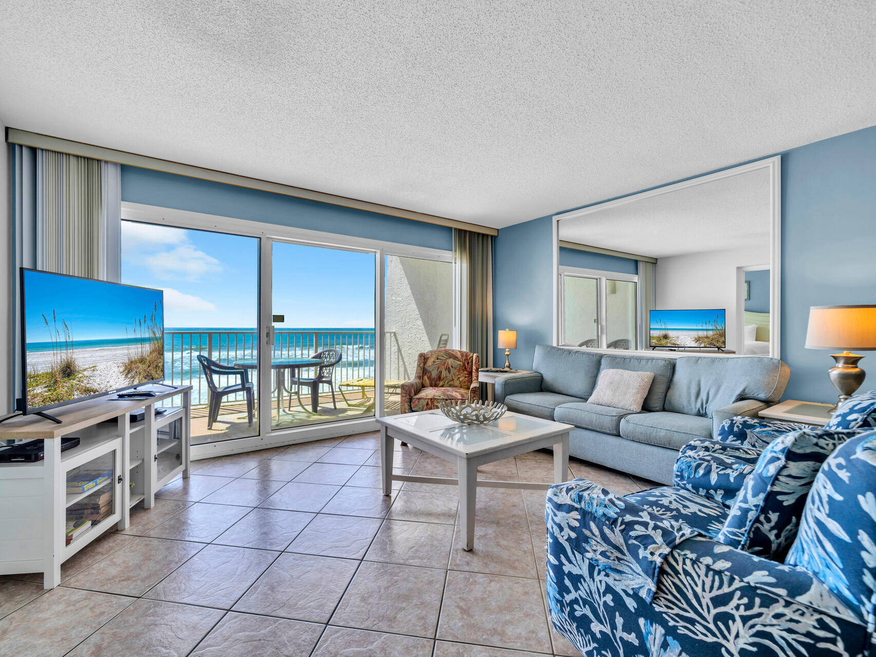 BEACH HOUSE CONDO PH 2 - Residential