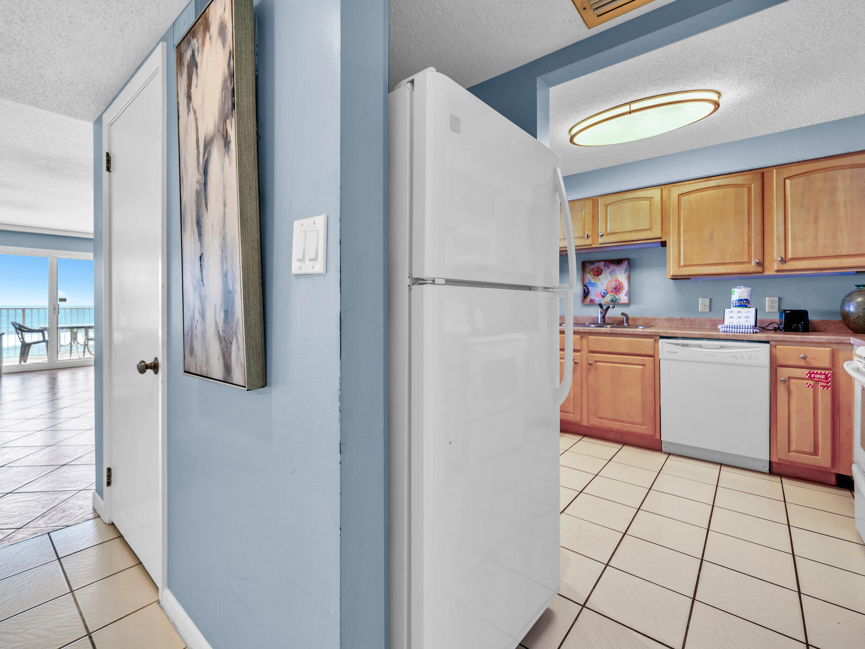 BEACH HOUSE CONDO PH 2 - Residential