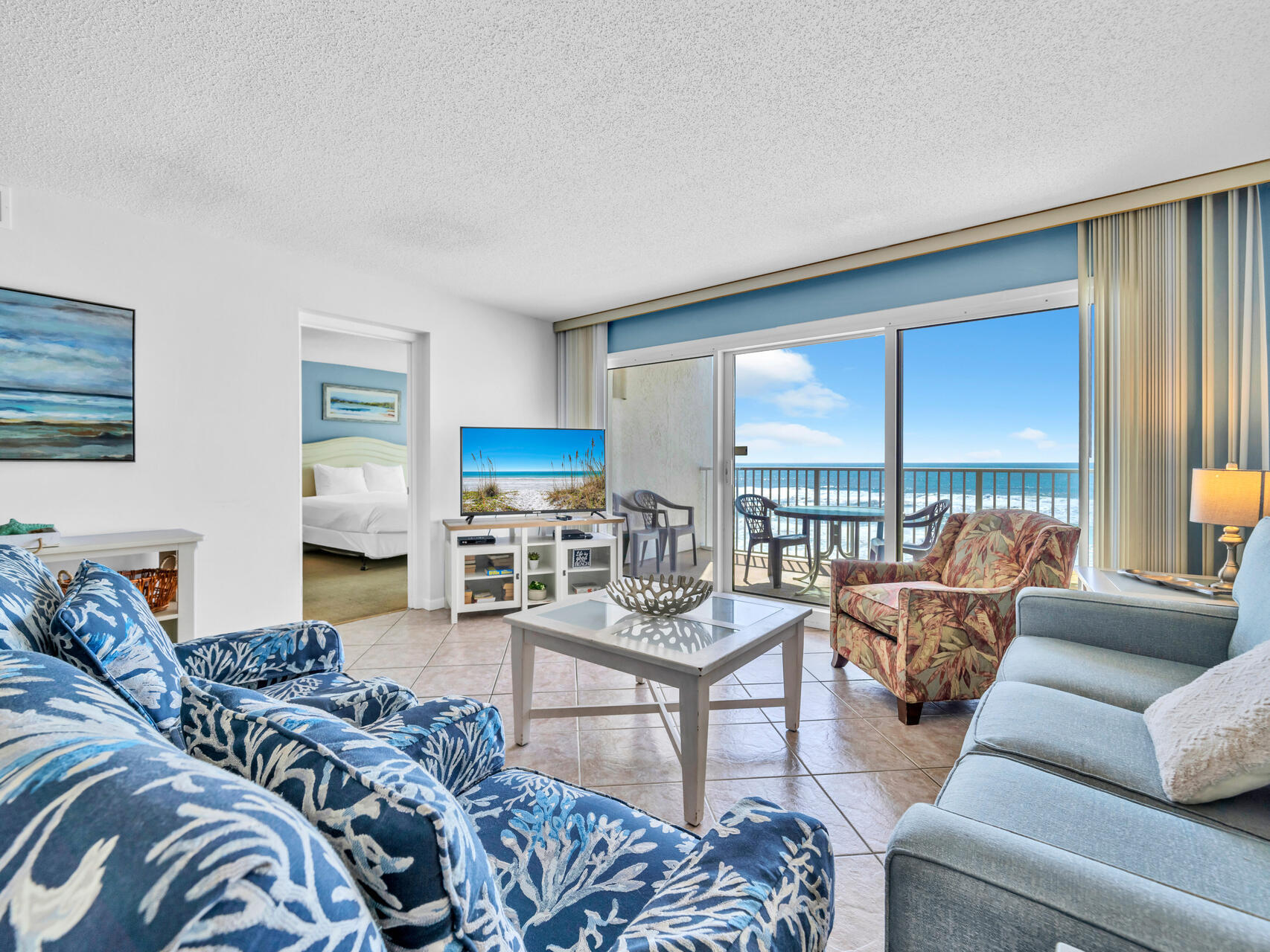 BEACH HOUSE CONDO PH 2 - Residential