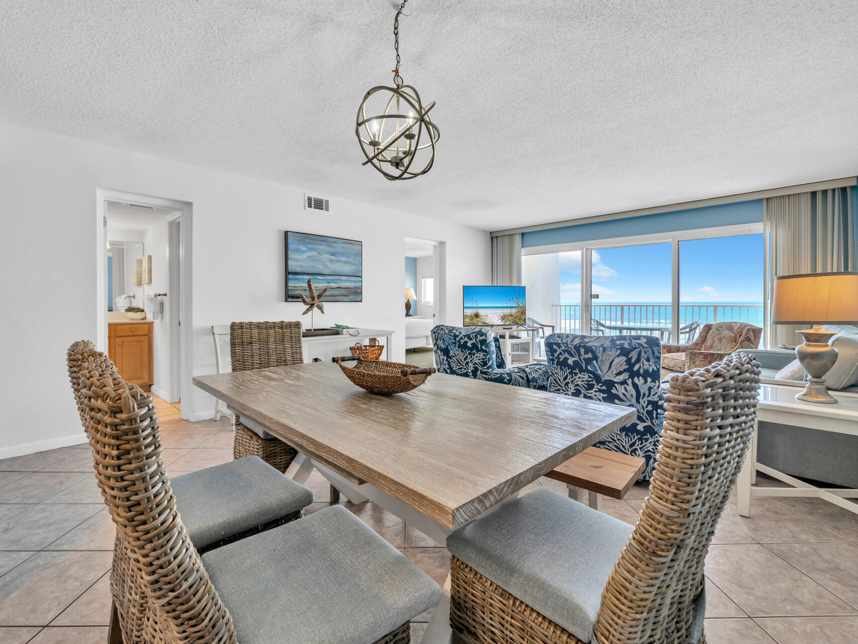 BEACH HOUSE CONDO PH 2 - Residential