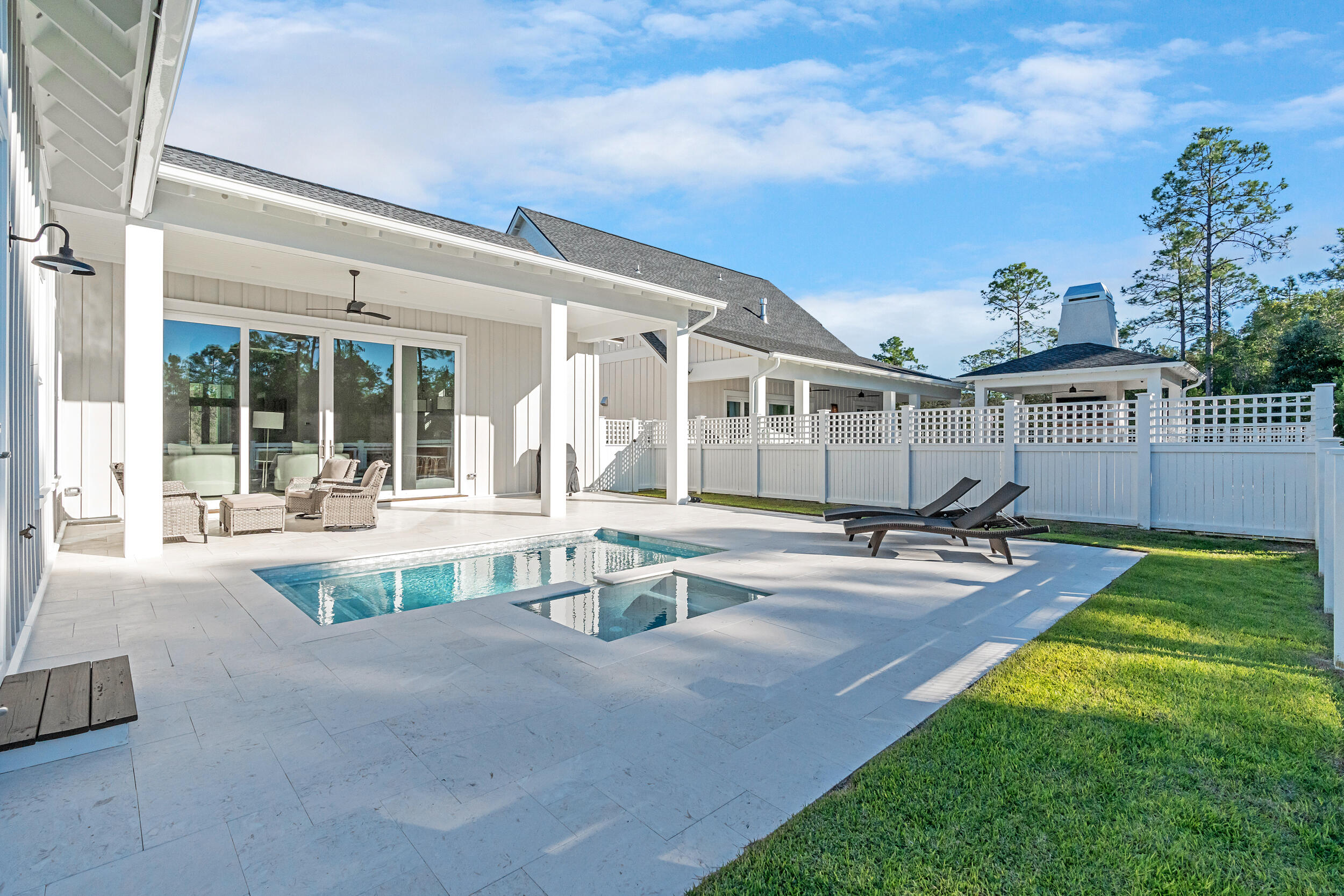 WATERSOUND ORIGINS - Residential