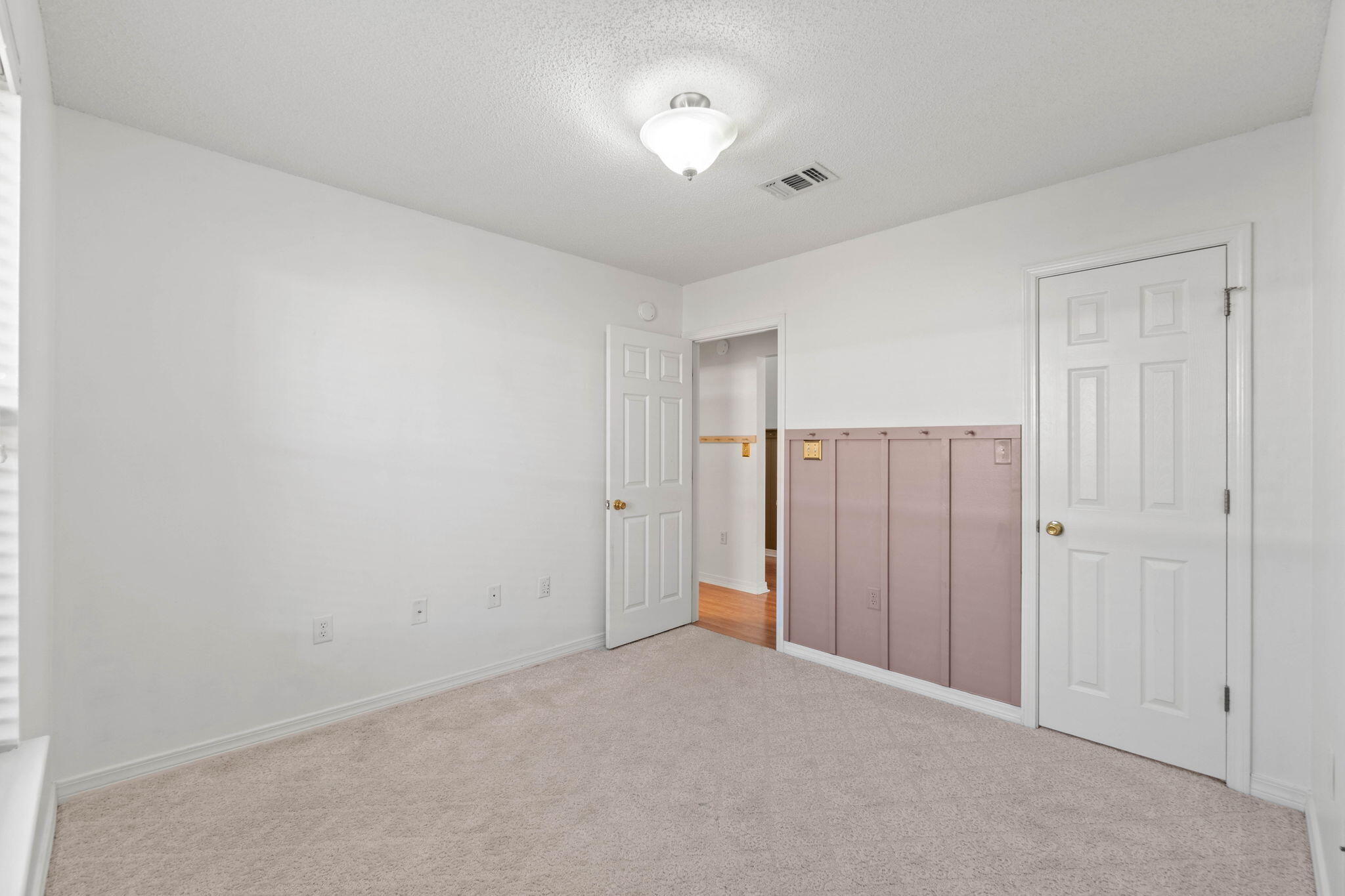 BROOKE ESTATES PH I - Residential Lease