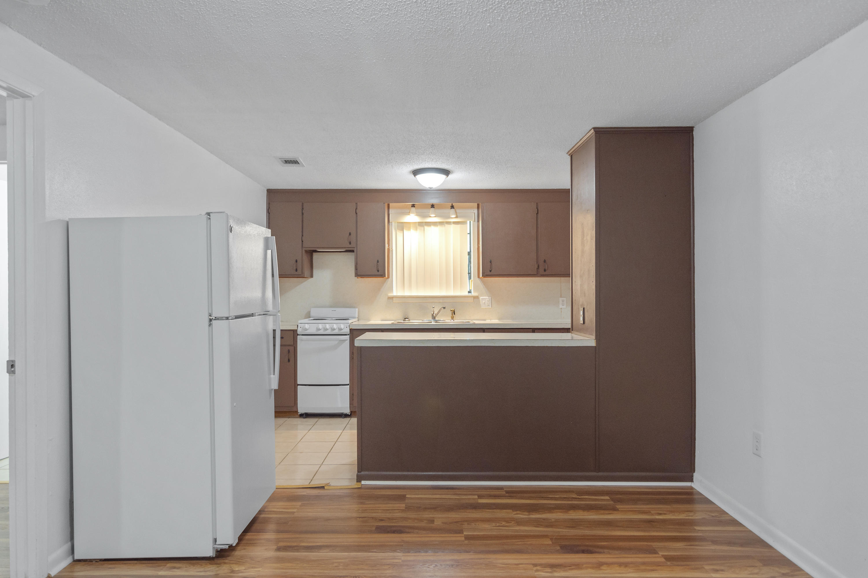 CRESTVIEW - Residential