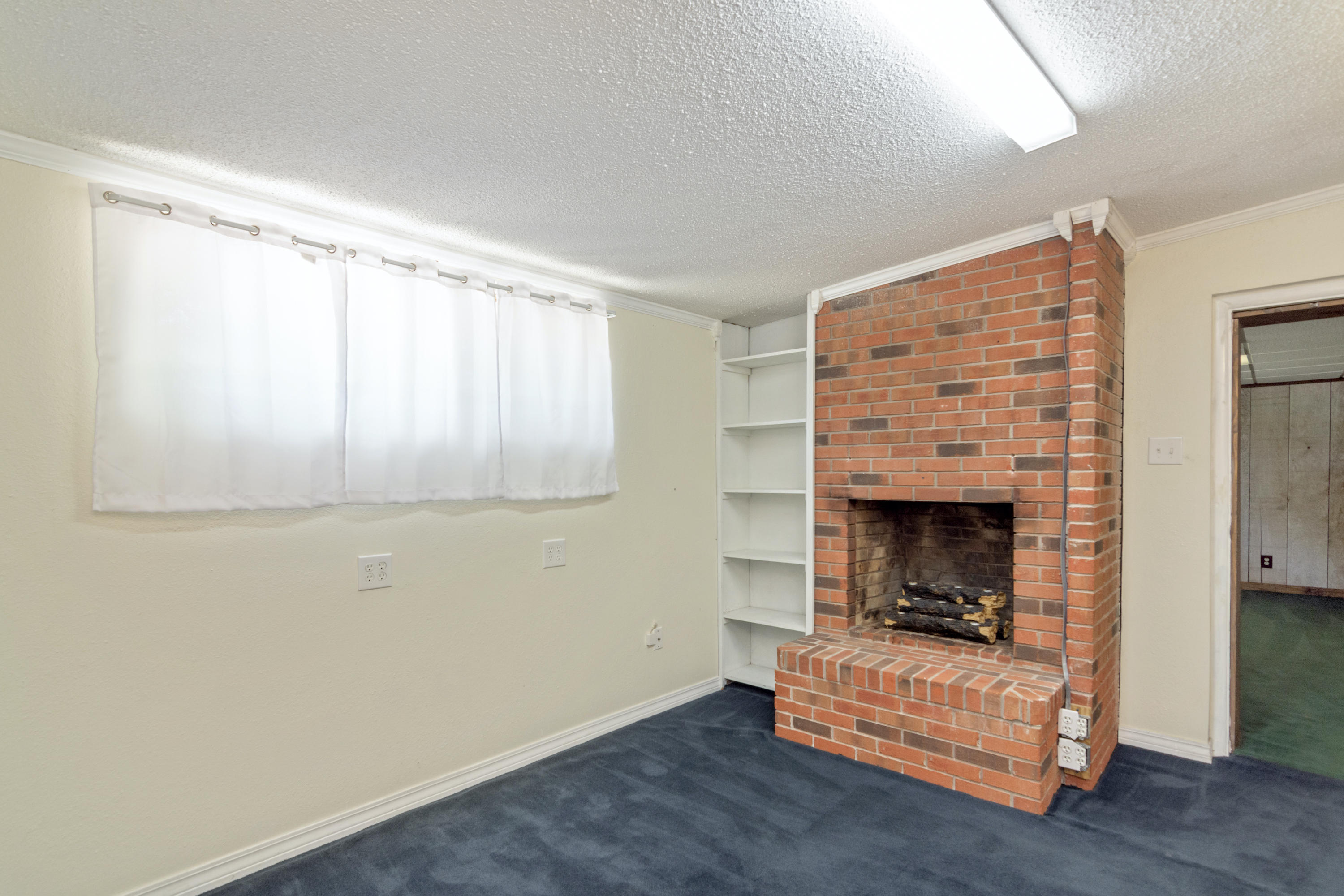 CRESTVIEW - Residential