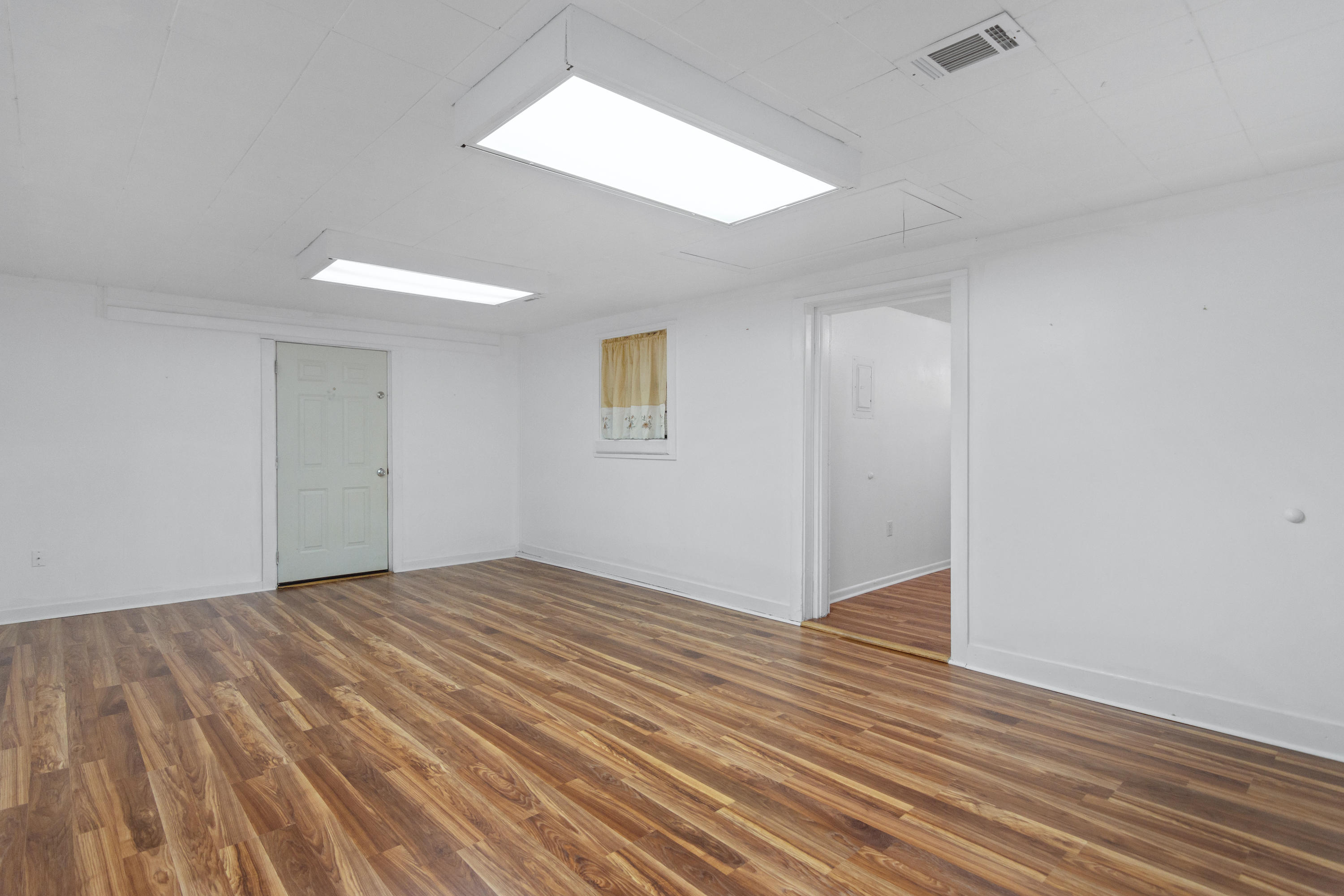 CRESTVIEW - Residential
