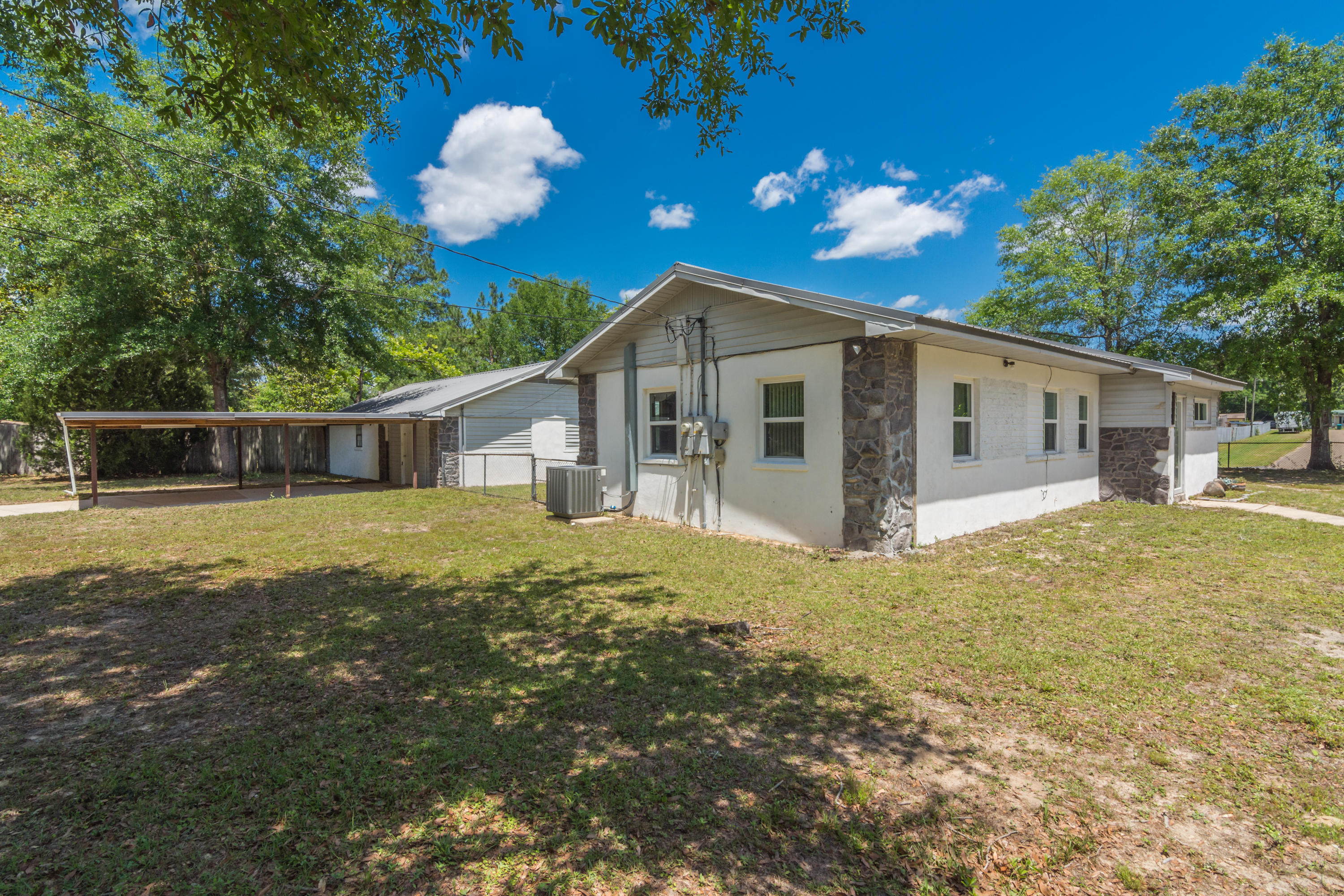 CRESTVIEW - Residential