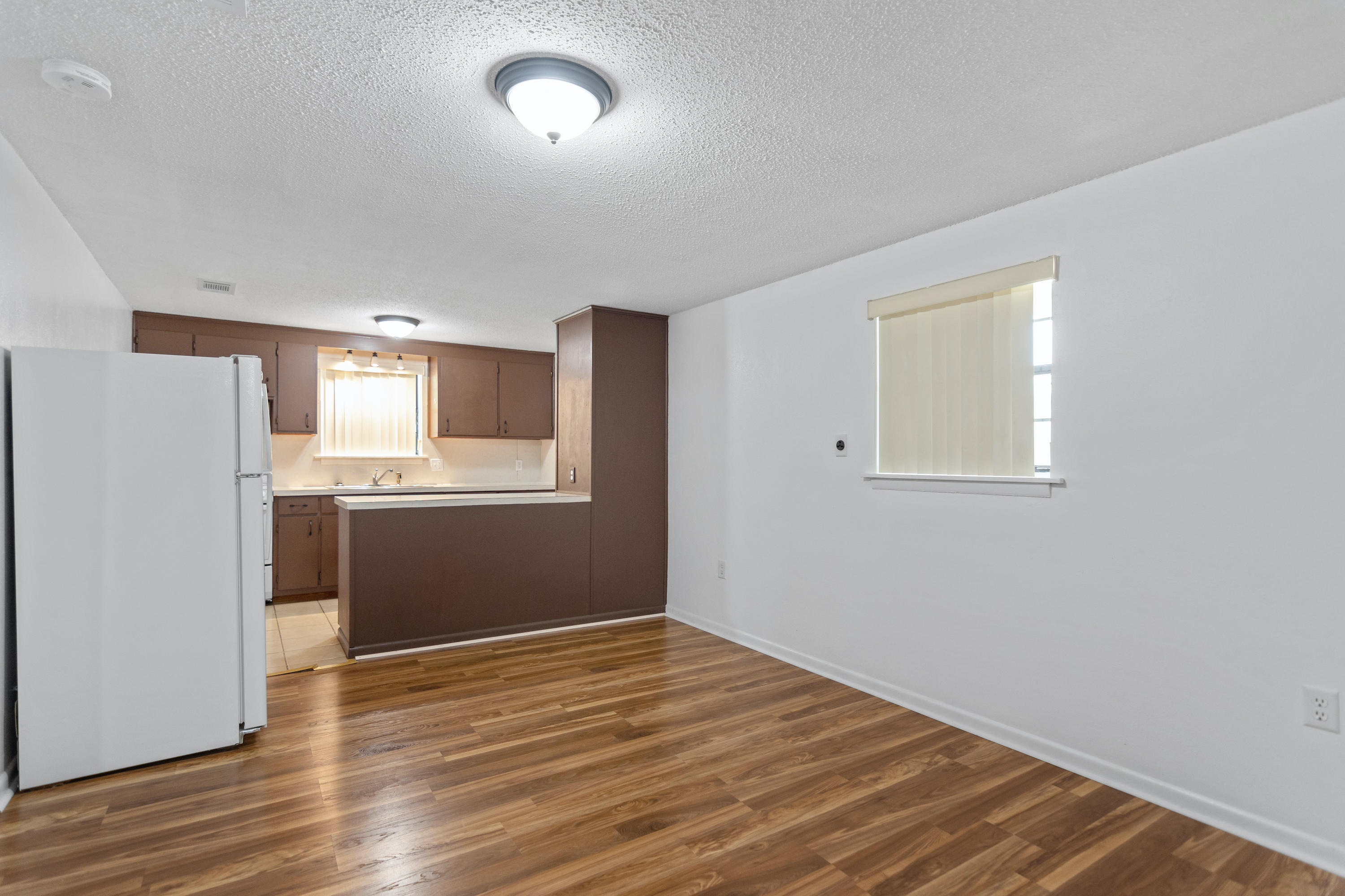 CRESTVIEW - Residential