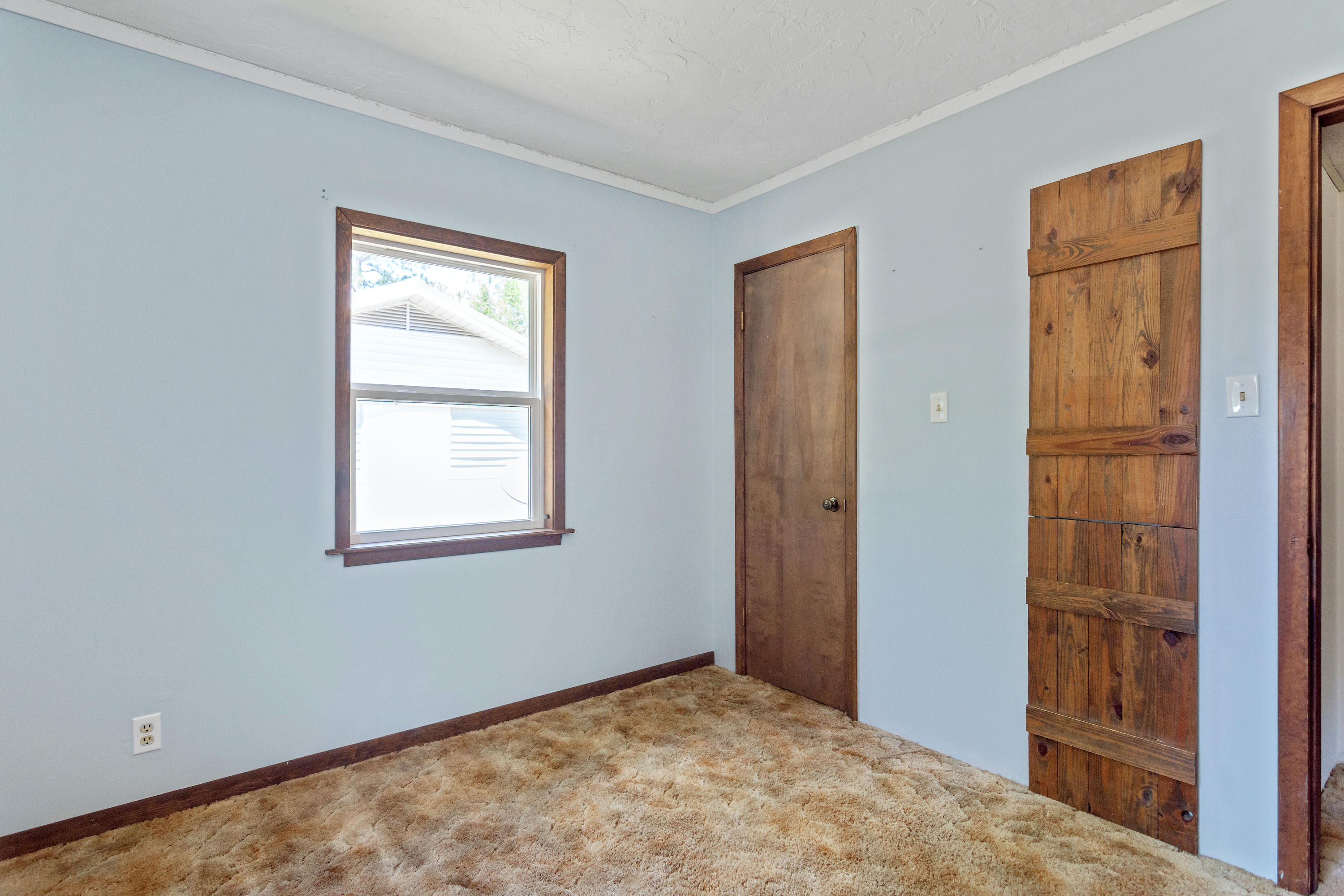 CRESTVIEW - Residential