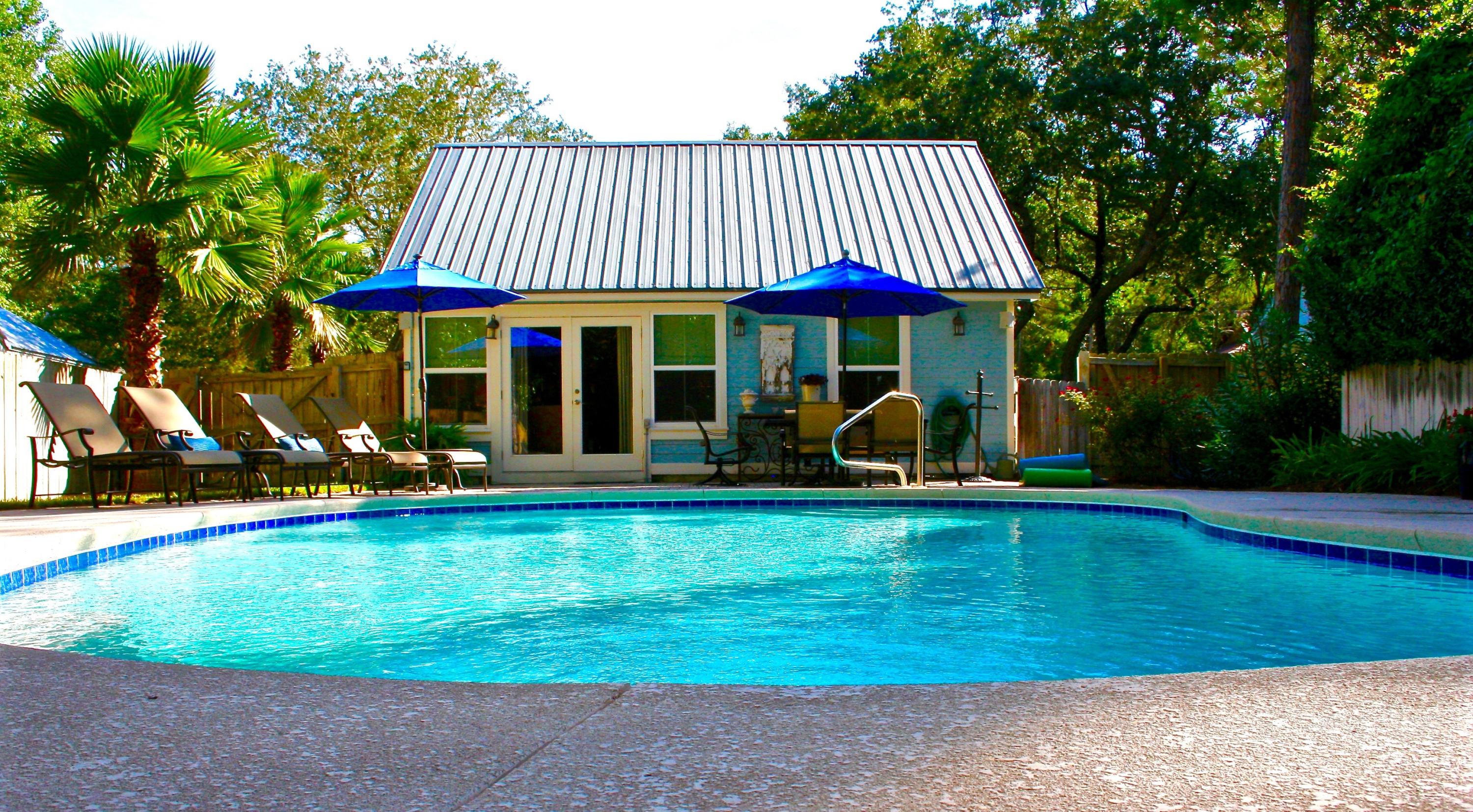 SEAGROVE SHORES 4TH ADD - Residential