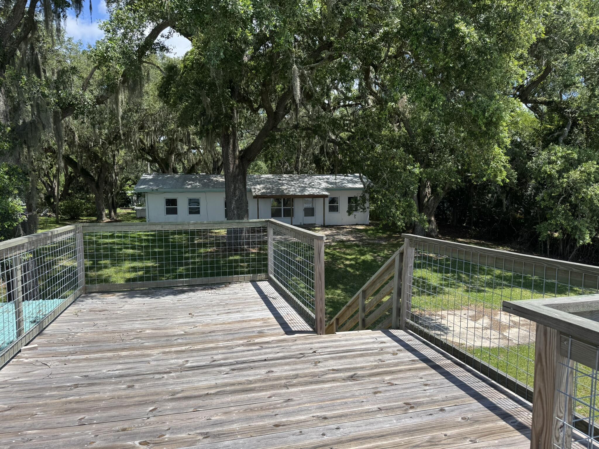TWIN OAKS - Residential Lease