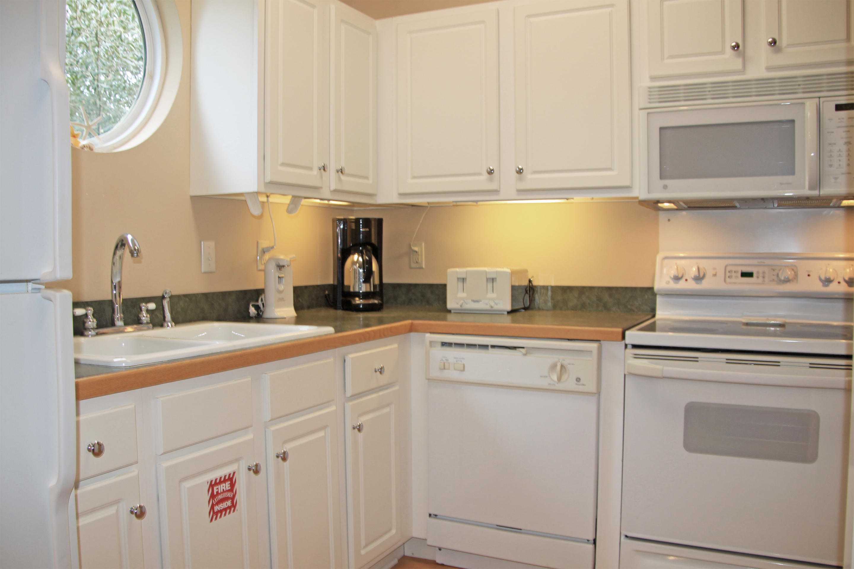 GROVE BY THE SEA 1ST ADDN - Residential