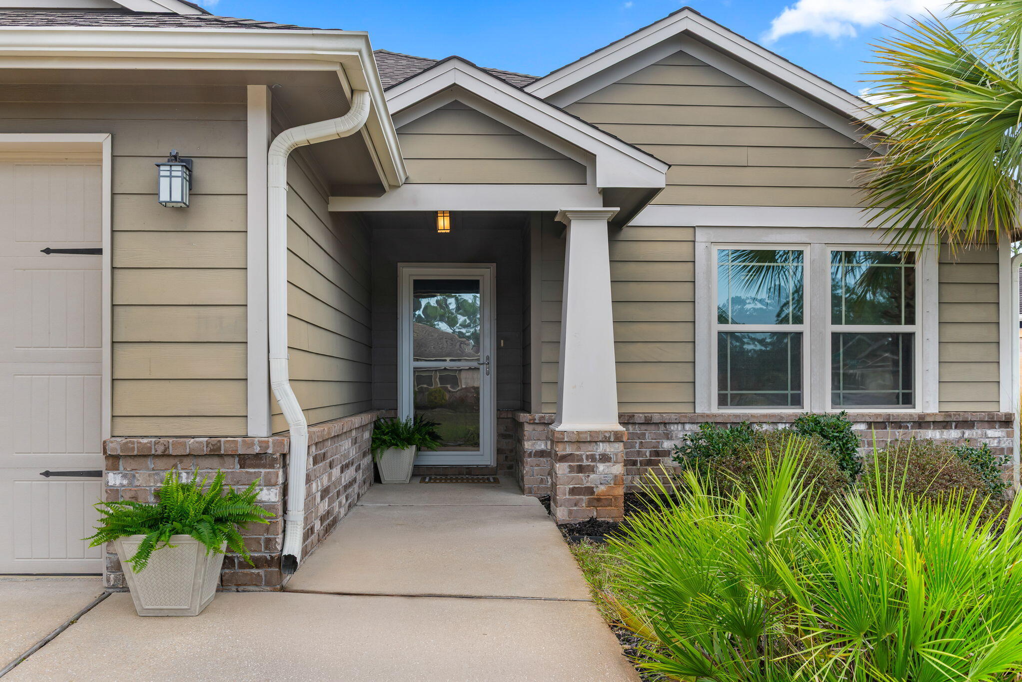 COTTAGES AT EAST RIVER - Residential