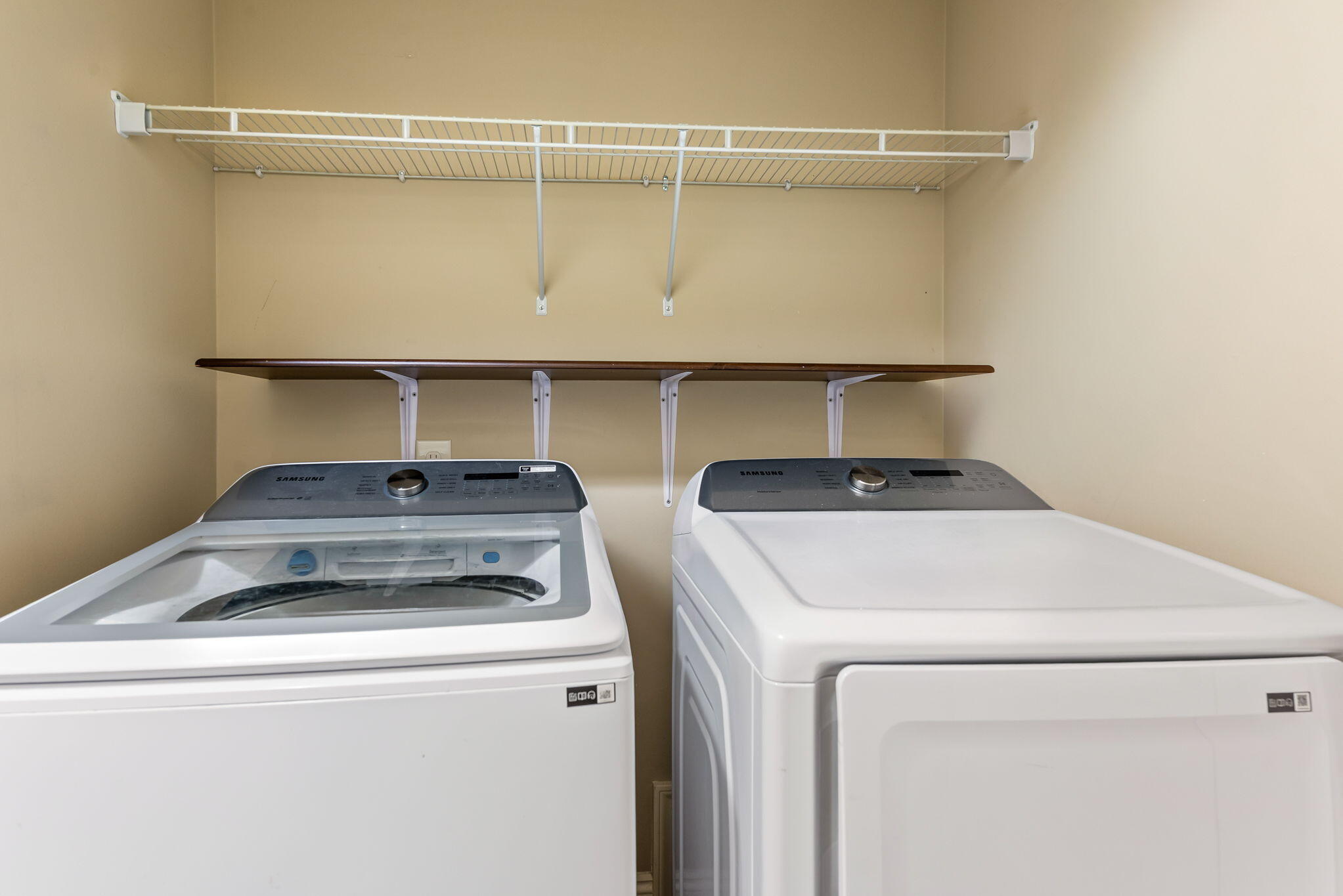 COTTAGES AT EAST RIVER - Residential