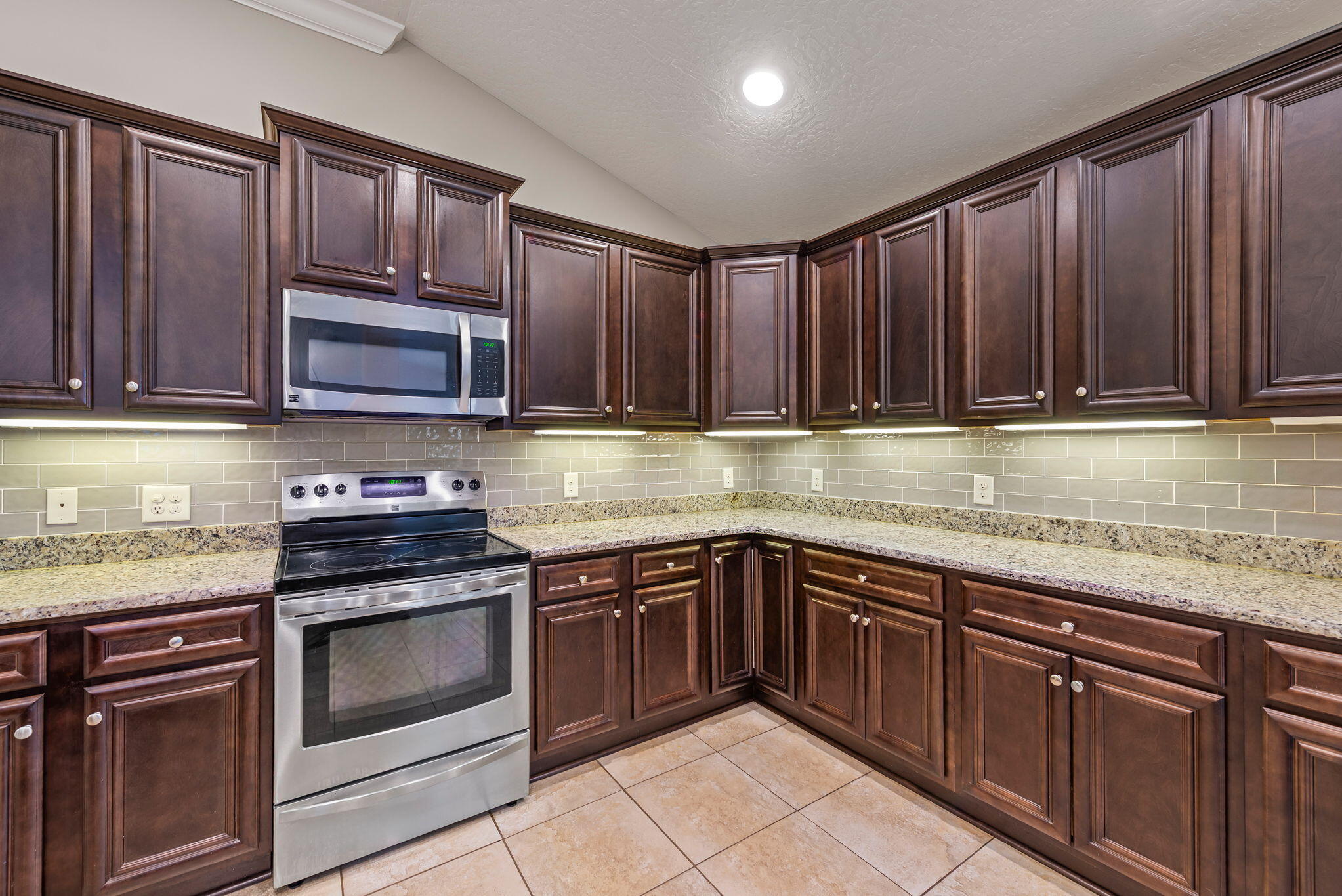 COTTAGES AT EAST RIVER - Residential