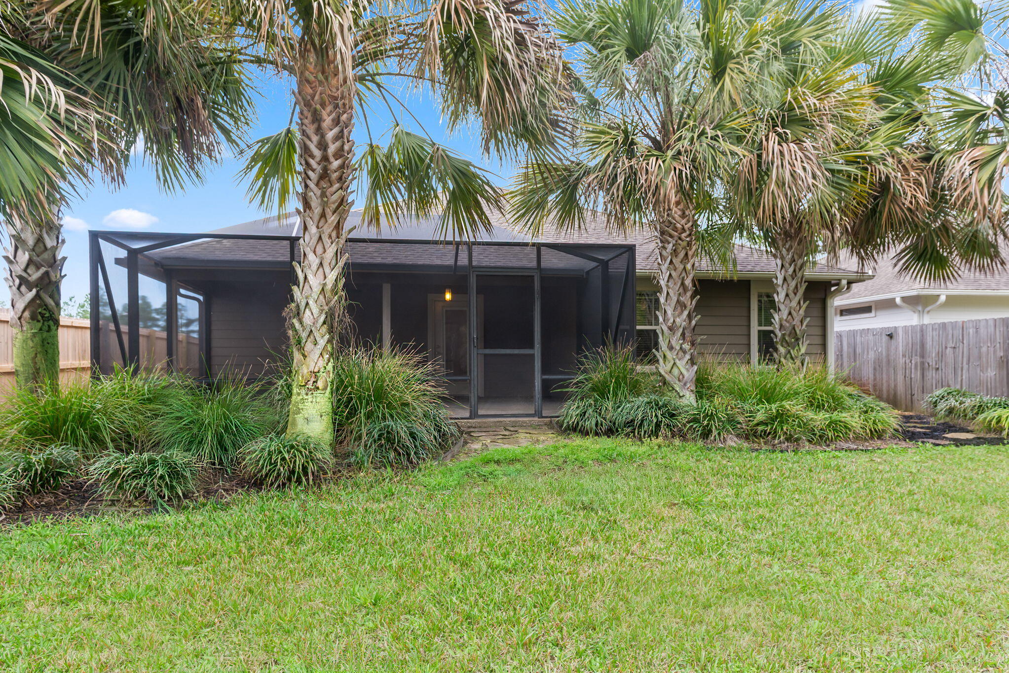 COTTAGES AT EAST RIVER - Residential