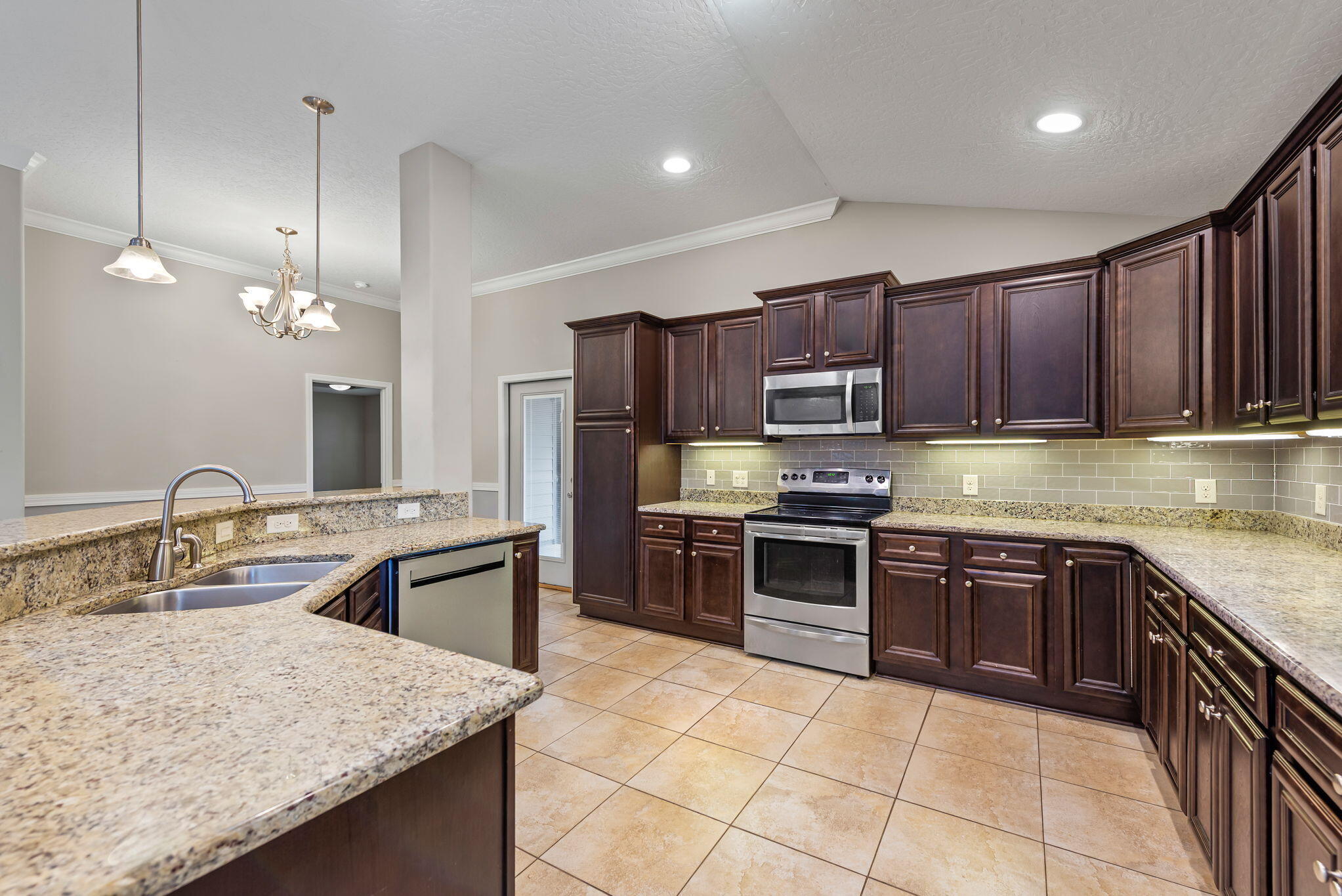 COTTAGES AT EAST RIVER - Residential