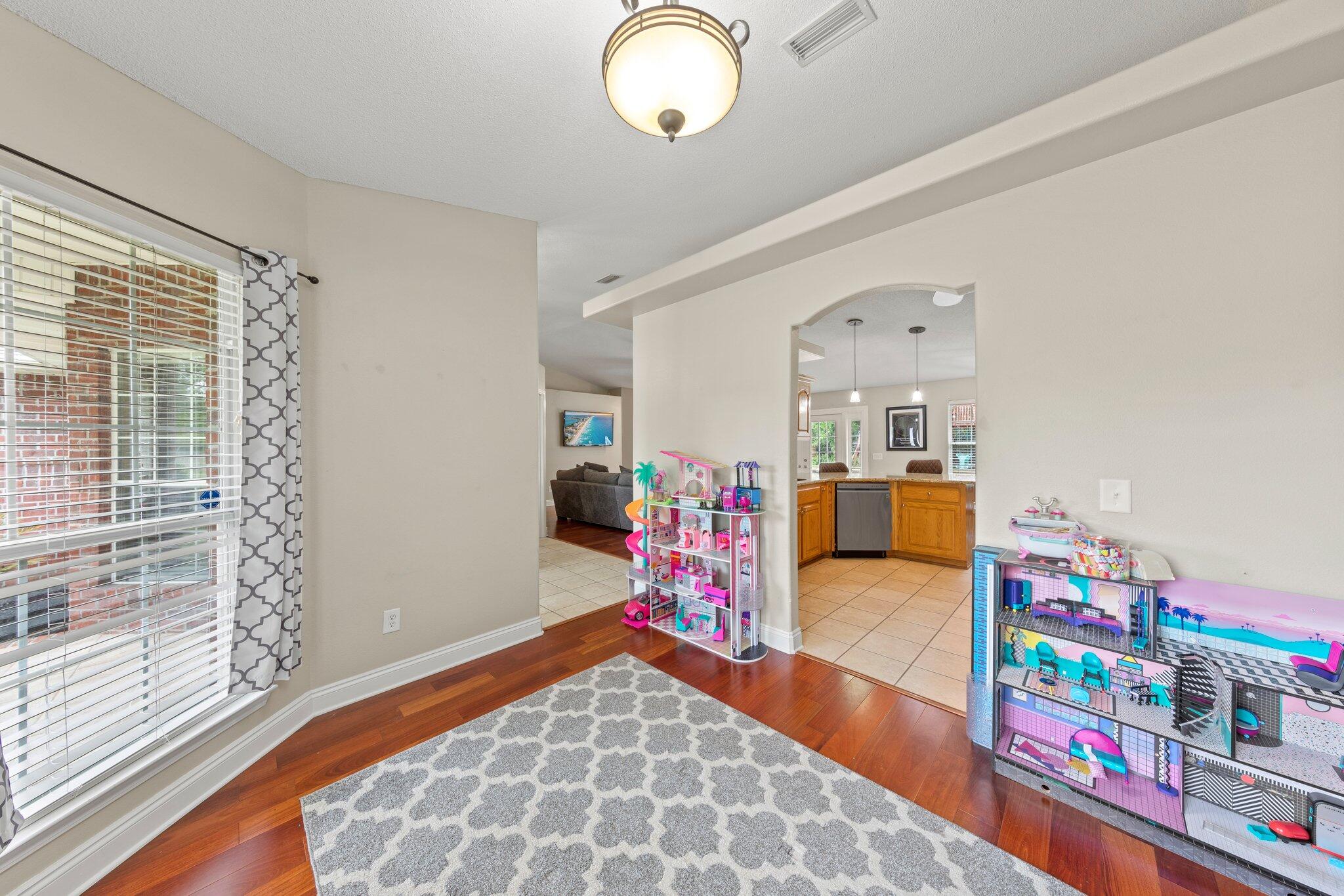 NAVARRE S/D 2ND ADDN - Residential