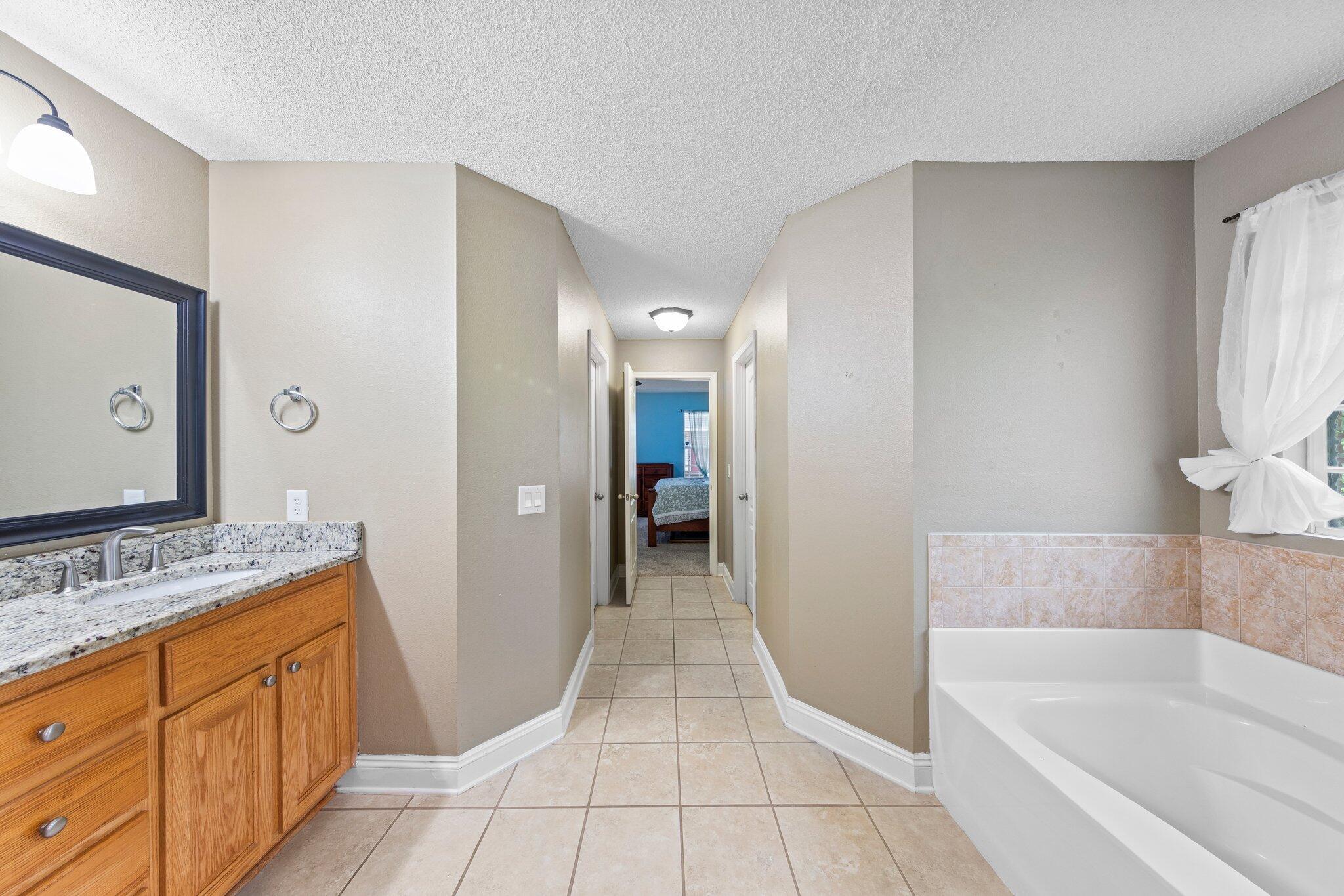 NAVARRE S/D 2ND ADDN - Residential