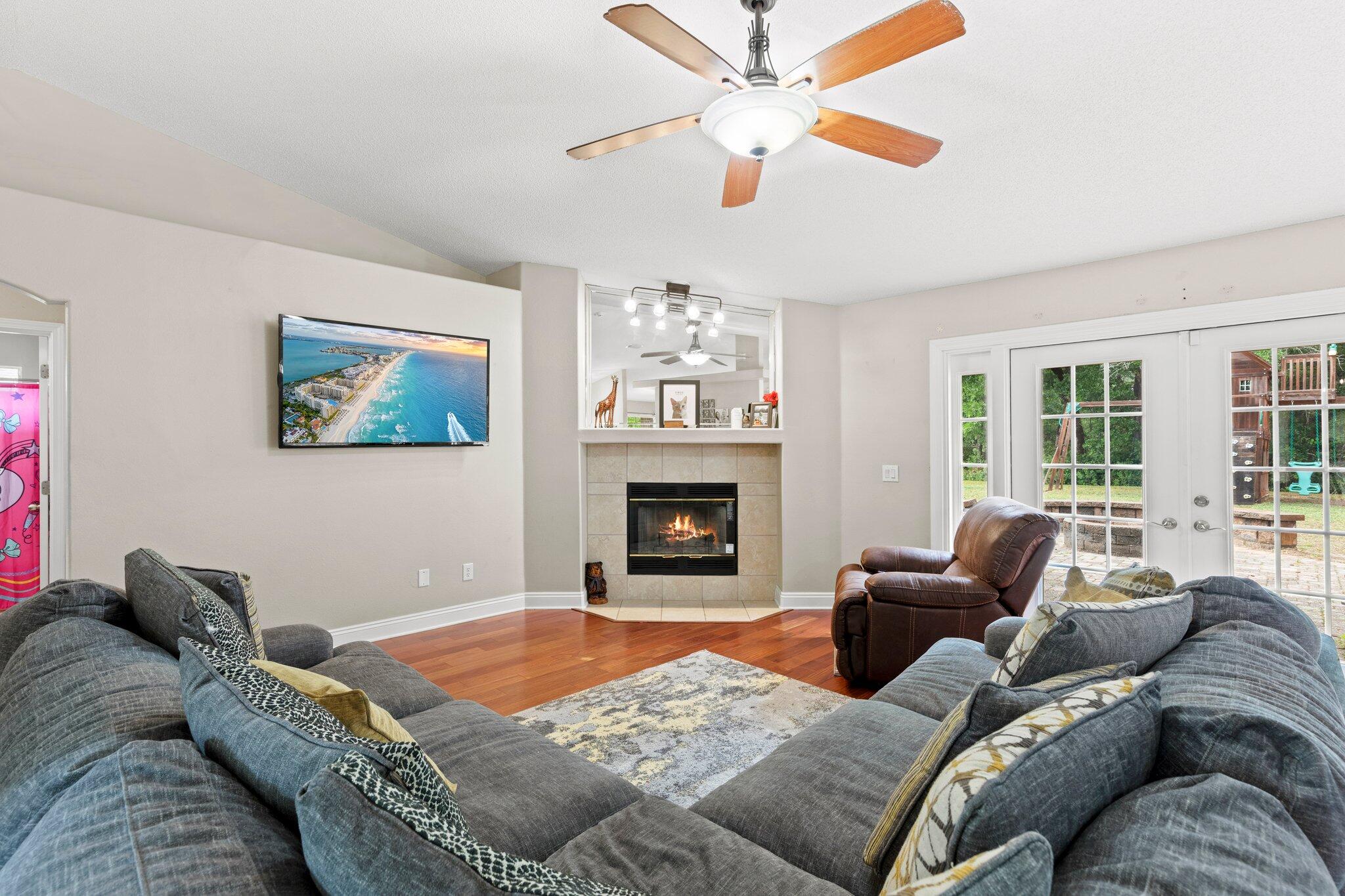 NAVARRE S/D 2ND ADDN - Residential