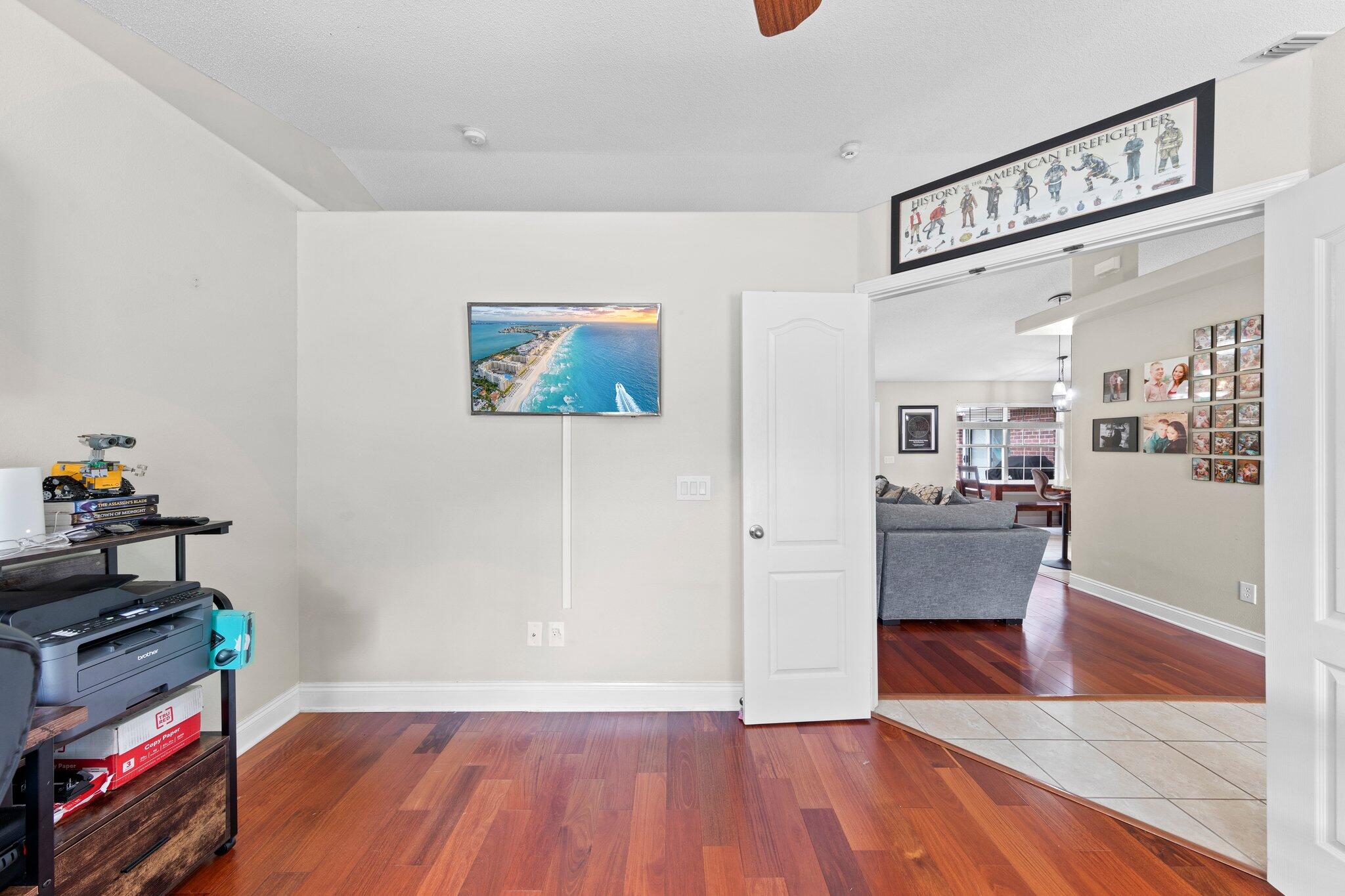 NAVARRE S/D 2ND ADDN - Residential