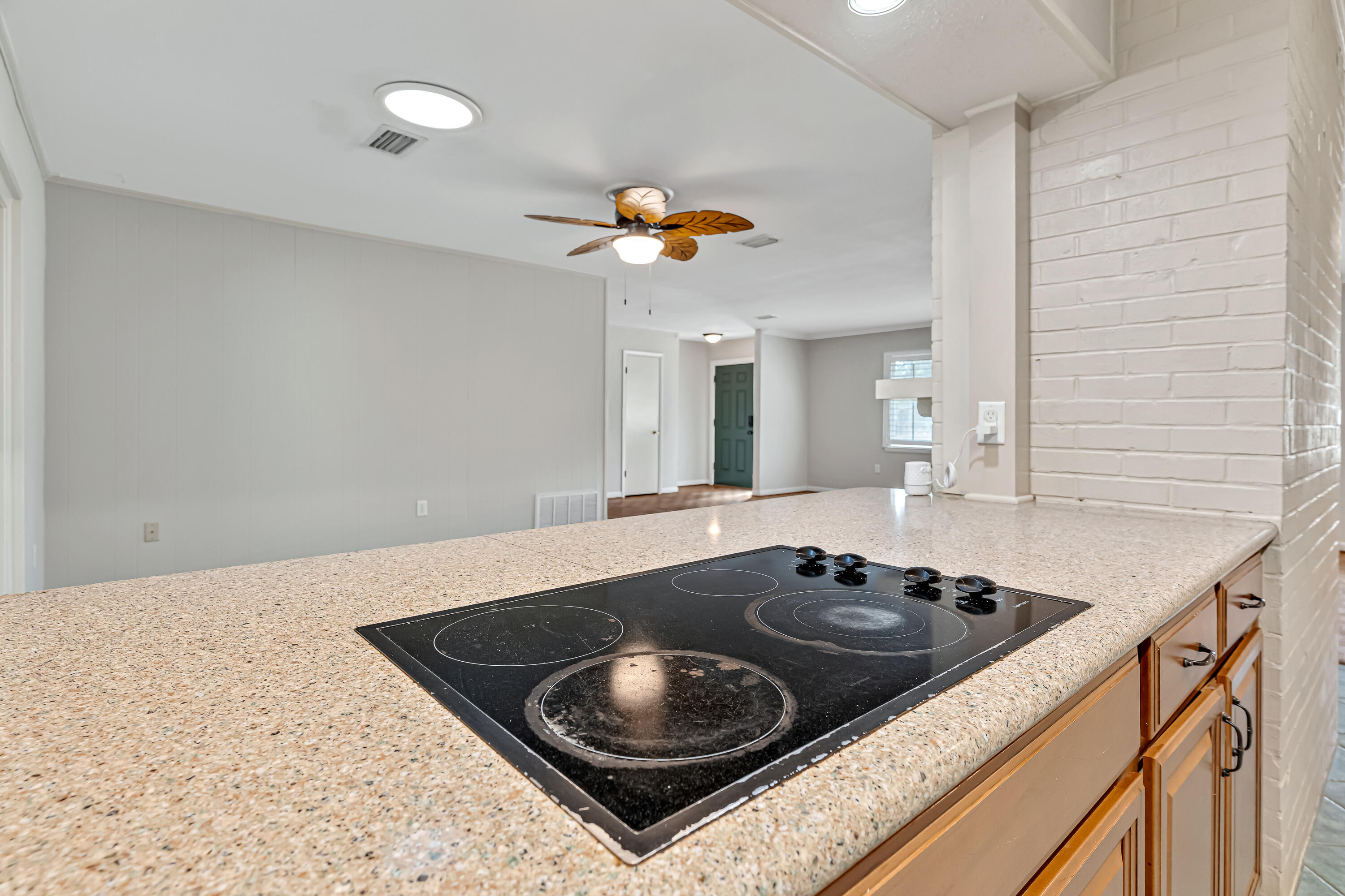 BAYOU POQUITO - Residential