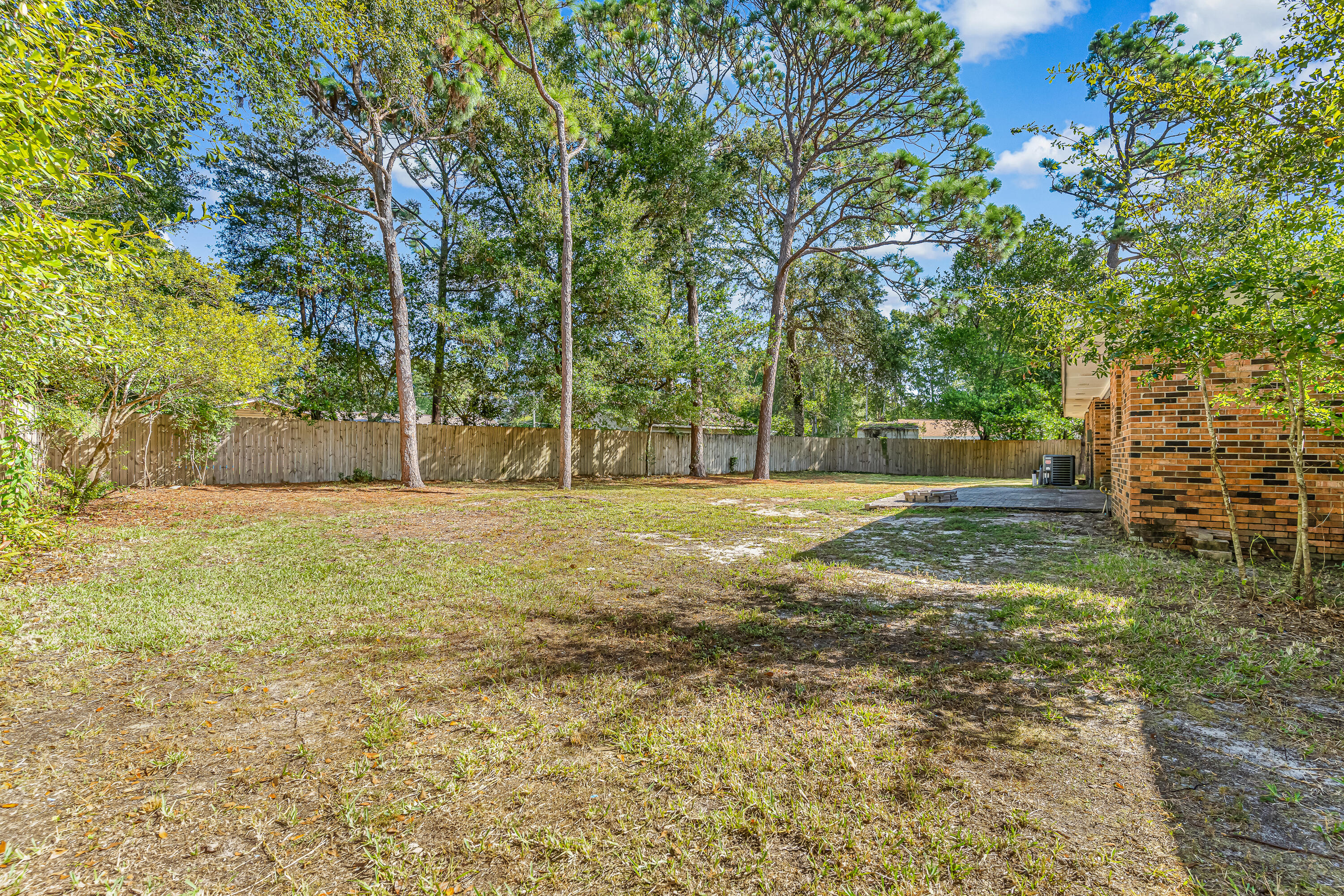 BAYOU POQUITO - Residential