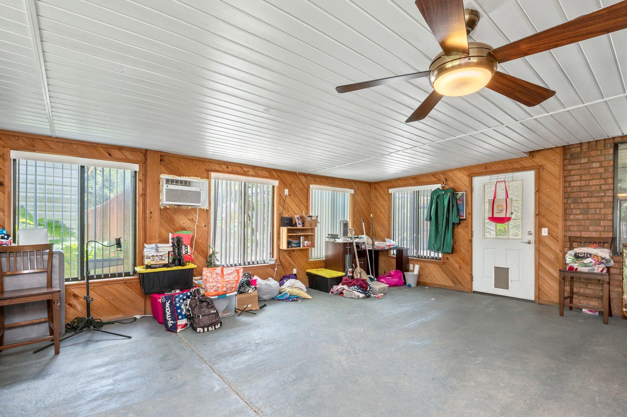 METES AND BOUNDS - Residential