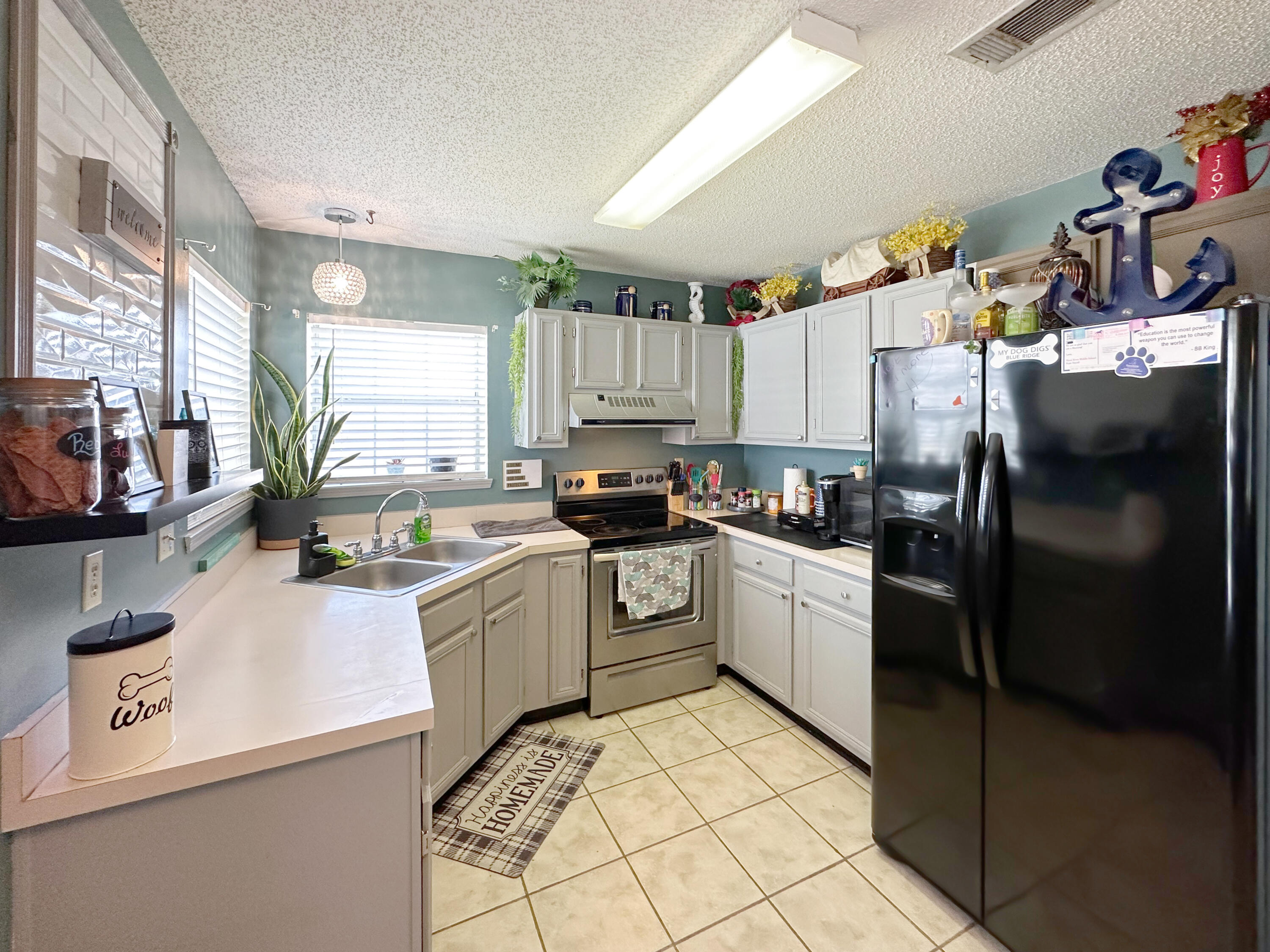 SOUTHWAY ESTATES 1ST ADDN - Residential