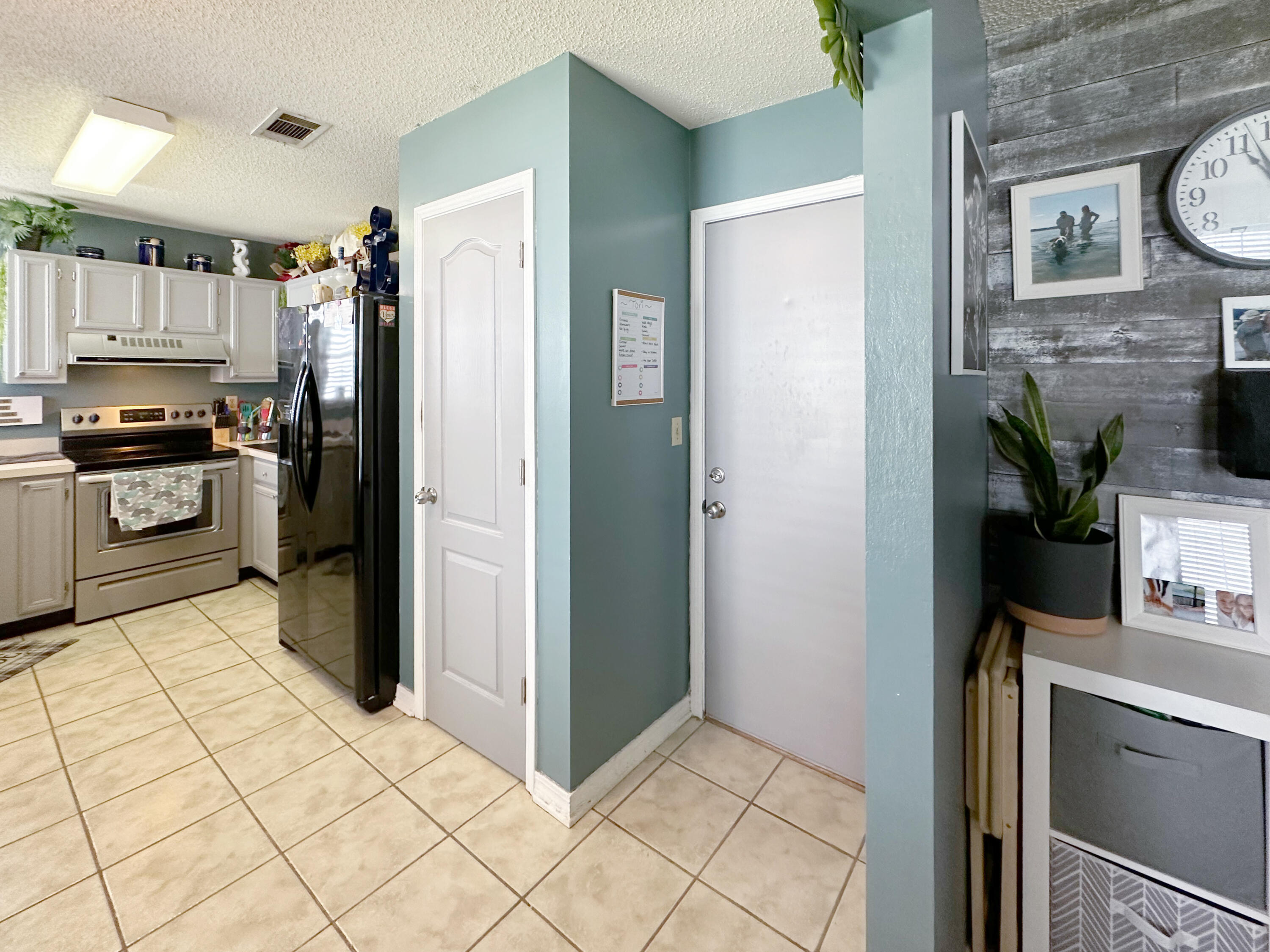 SOUTHWAY ESTATES 1ST ADDN - Residential