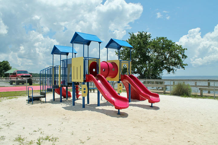 LAKE SHARON ESTATES - Residential