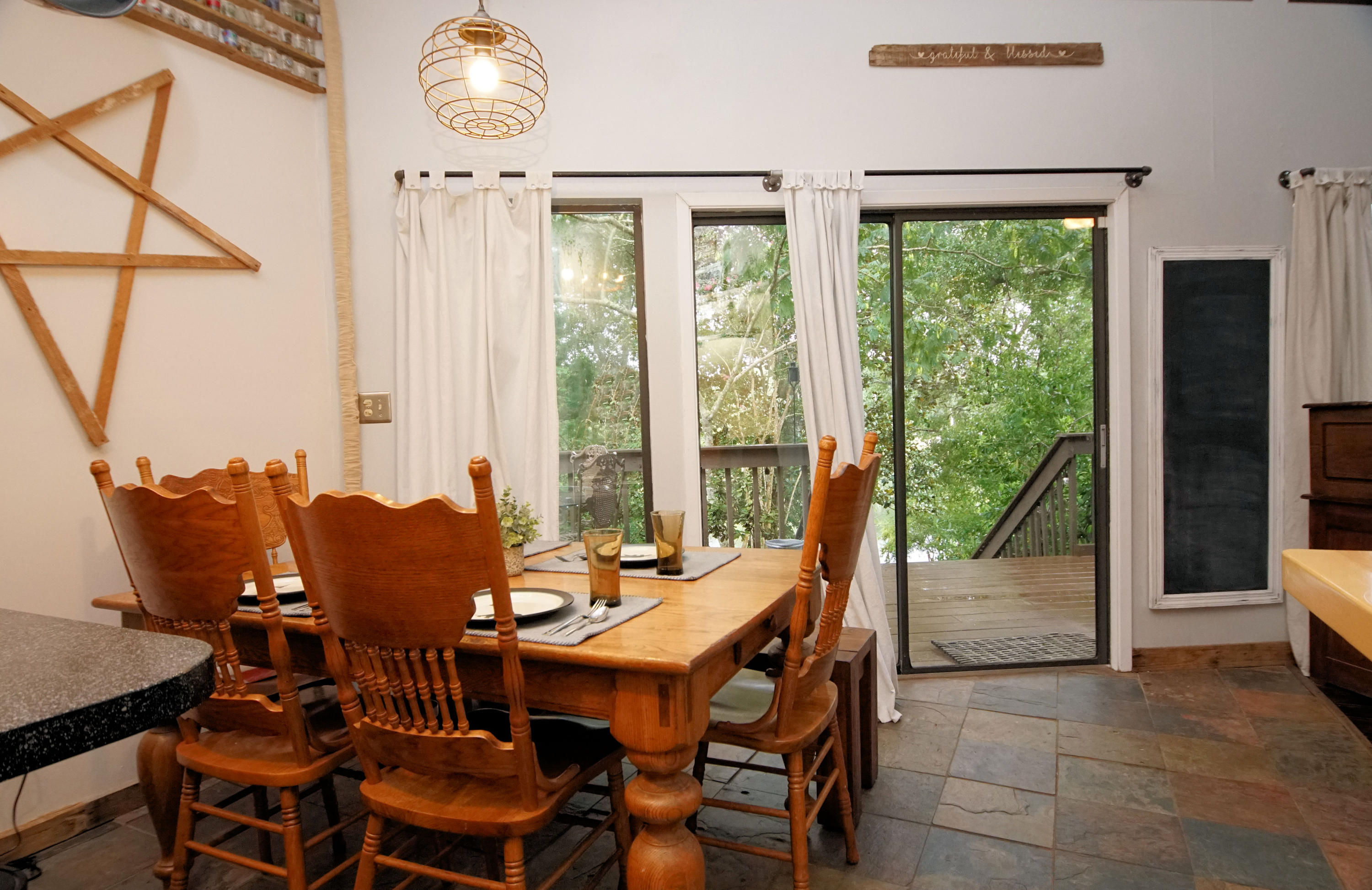 LAKE SHARON ESTATES - Residential