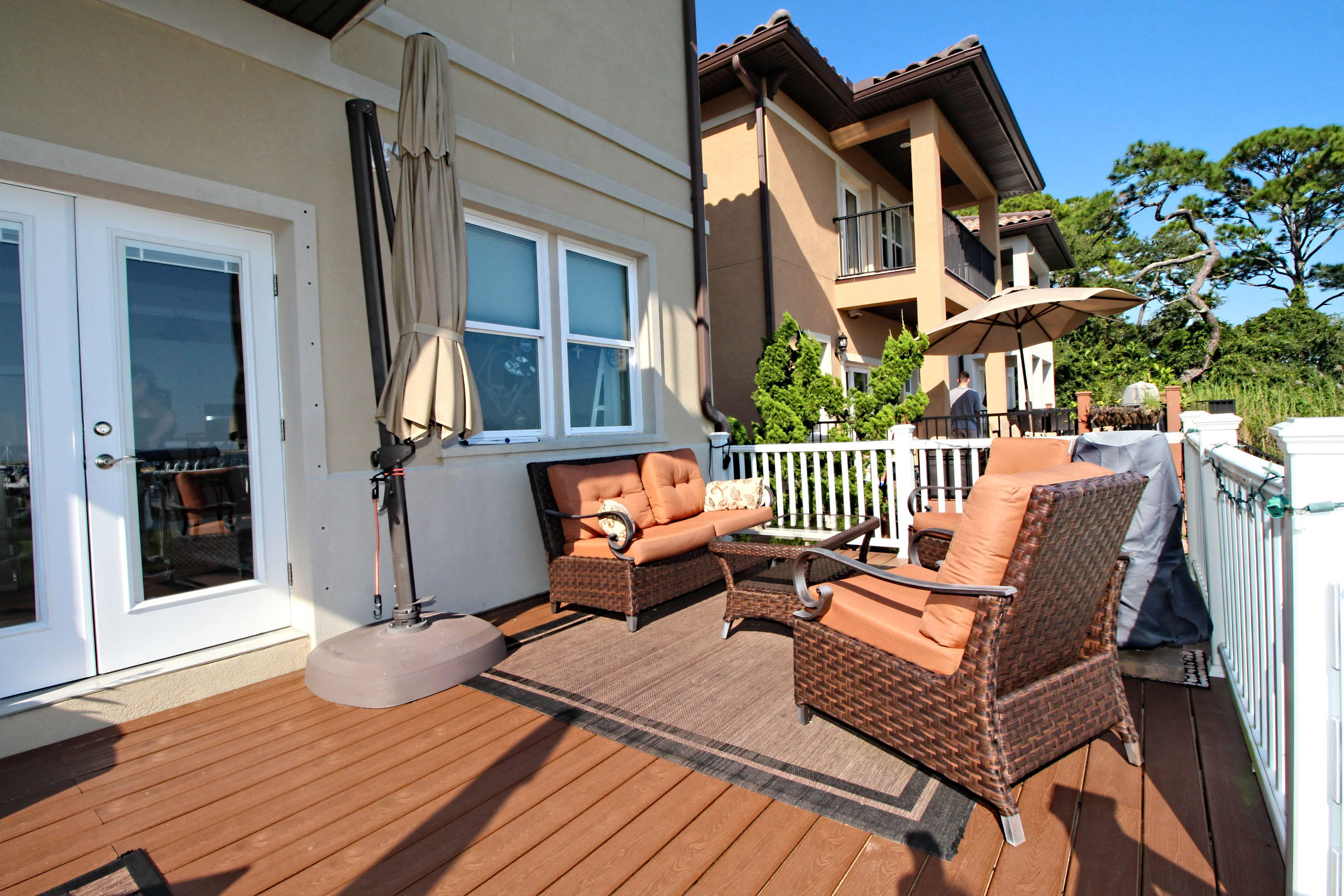 SOUNDVIEW LANDING - Residential