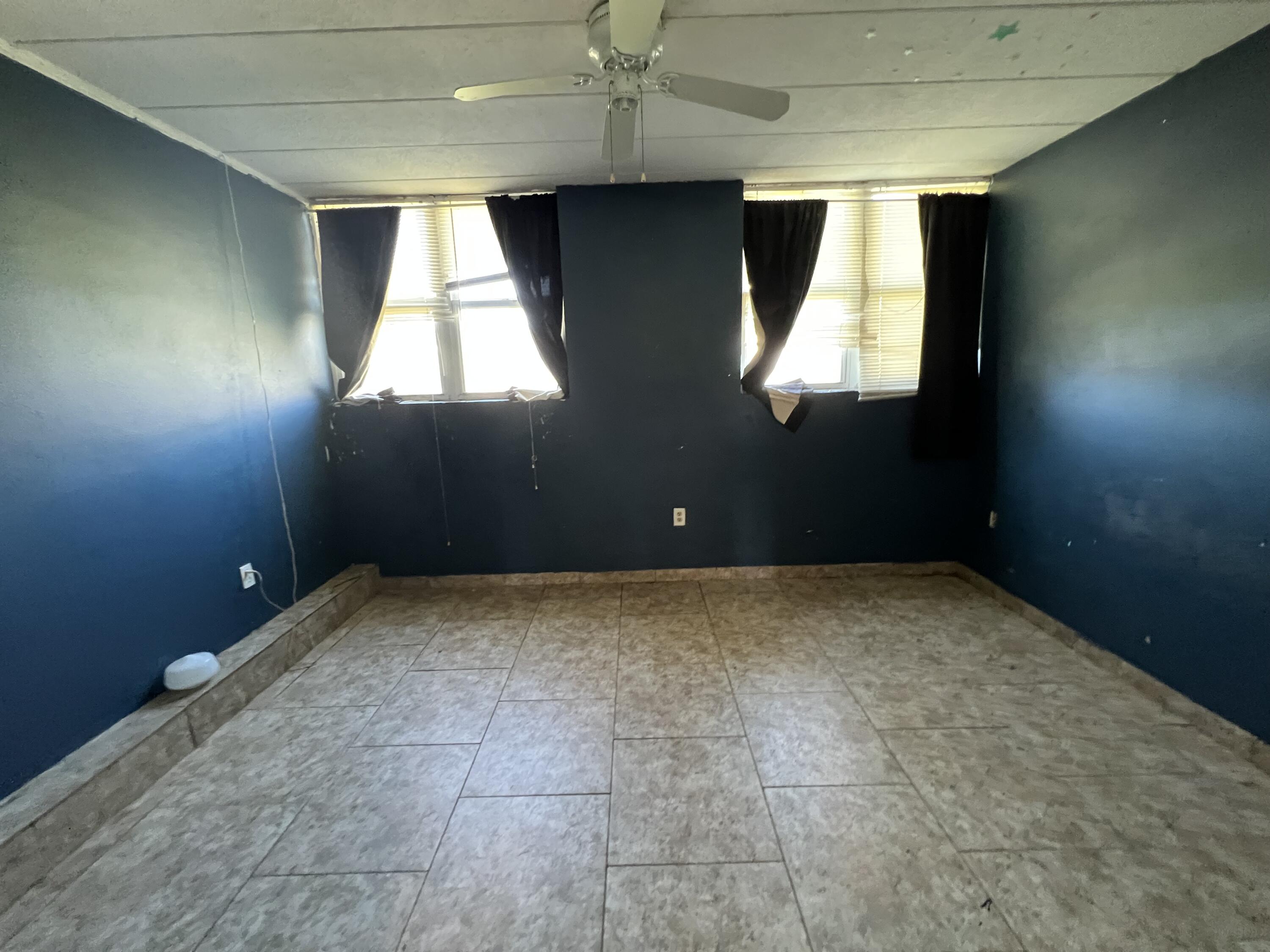 SEA PALM CONDO - Residential