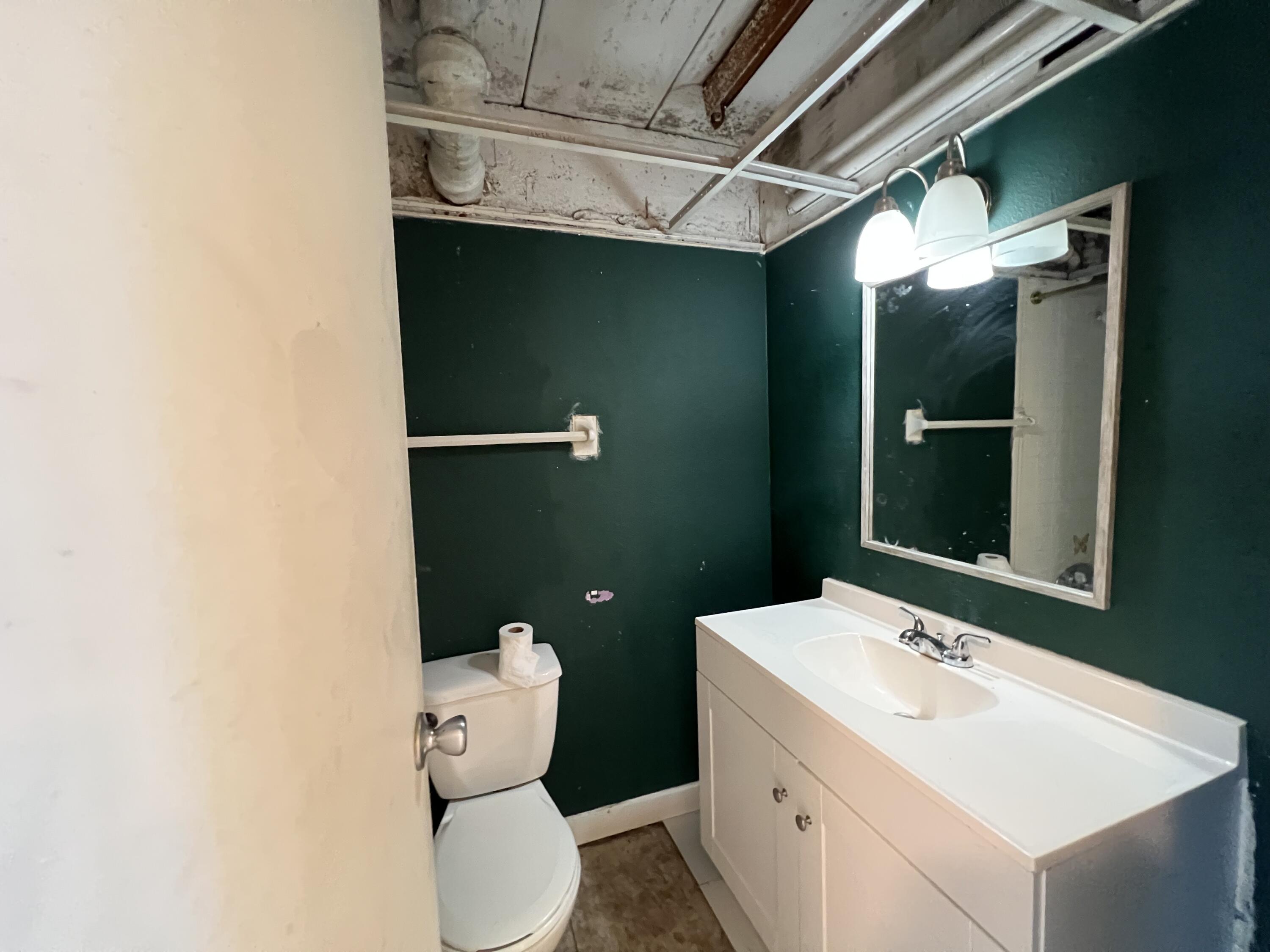 SEA PALM CONDO - Residential