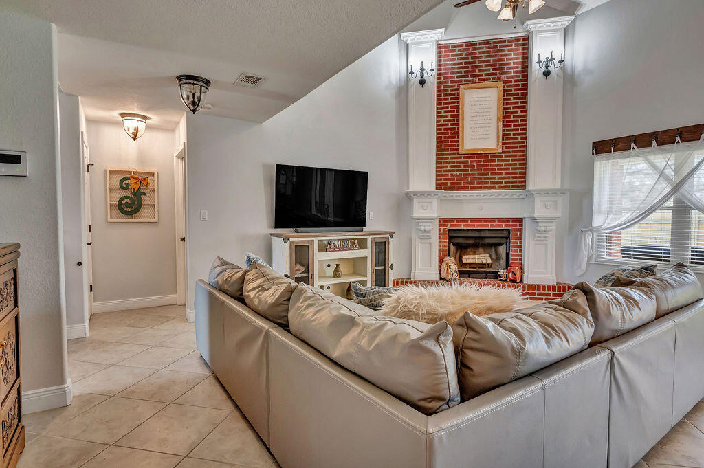 MINGER S/D 1ST ADDN - Residential