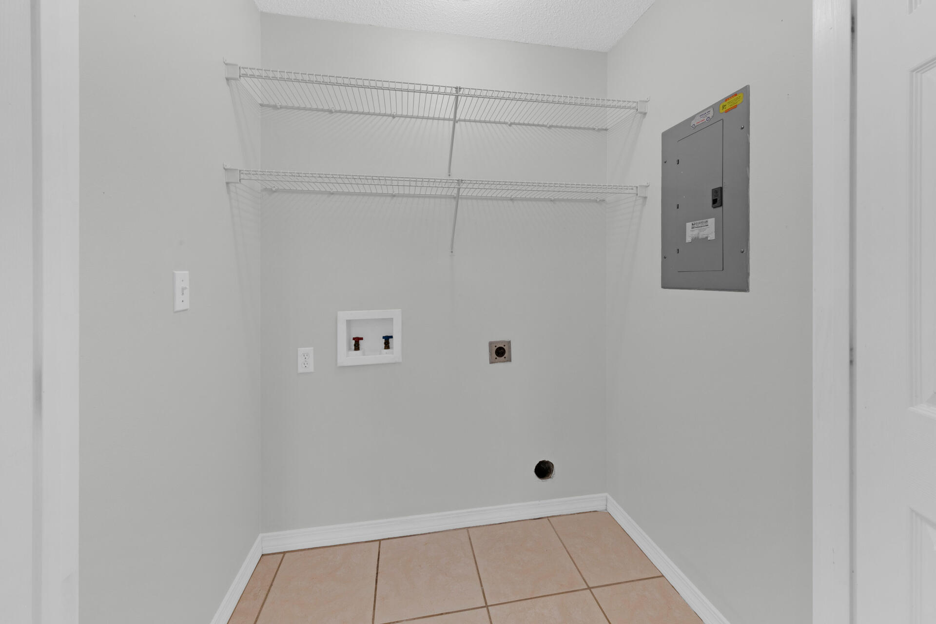 BRENTOM PLACE TOWNHOMES - Residential