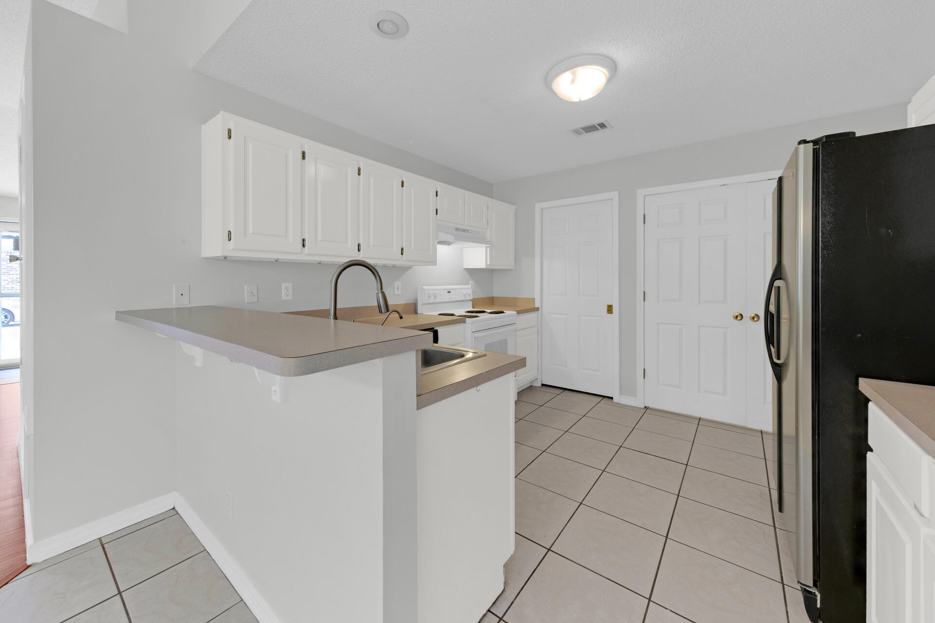 BRENTOM PLACE TOWNHOMES - Residential