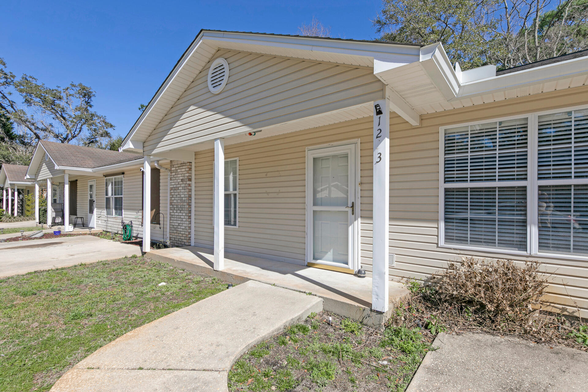 BRENTOM PLACE TOWNHOMES - Residential