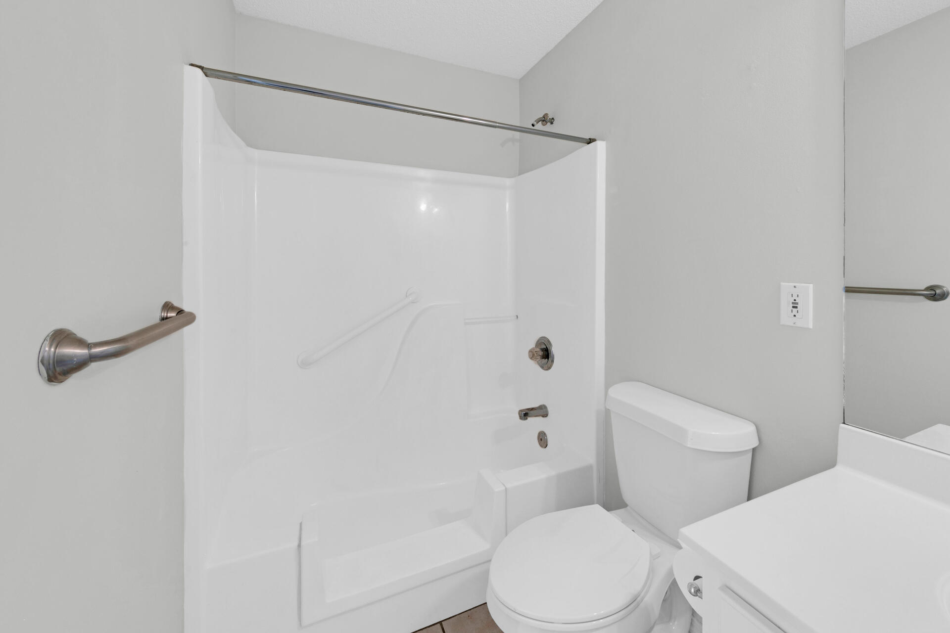 BRENTOM PLACE TOWNHOMES - Residential