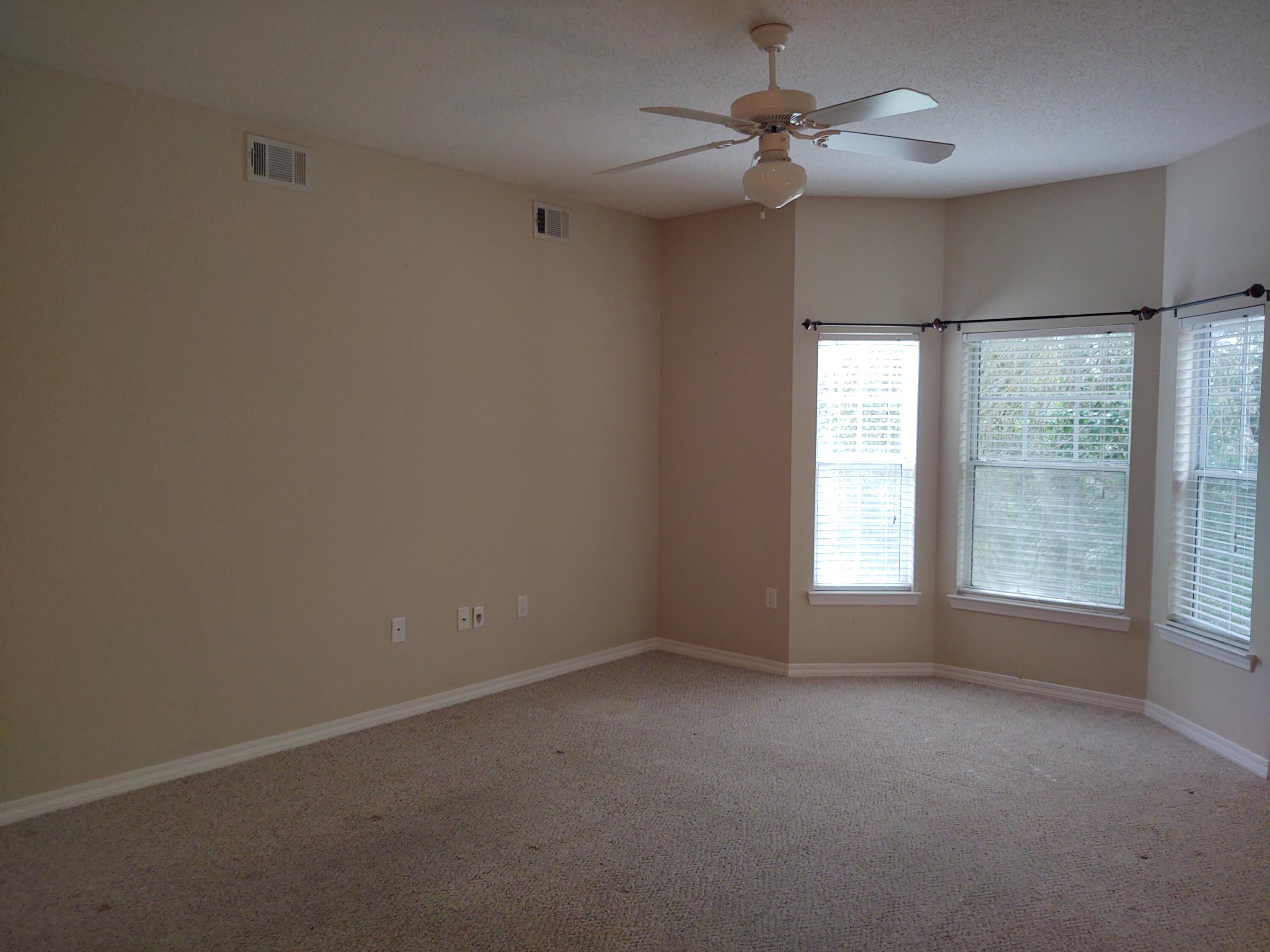 THE OAKS AT NICEVILLE - Residential Lease