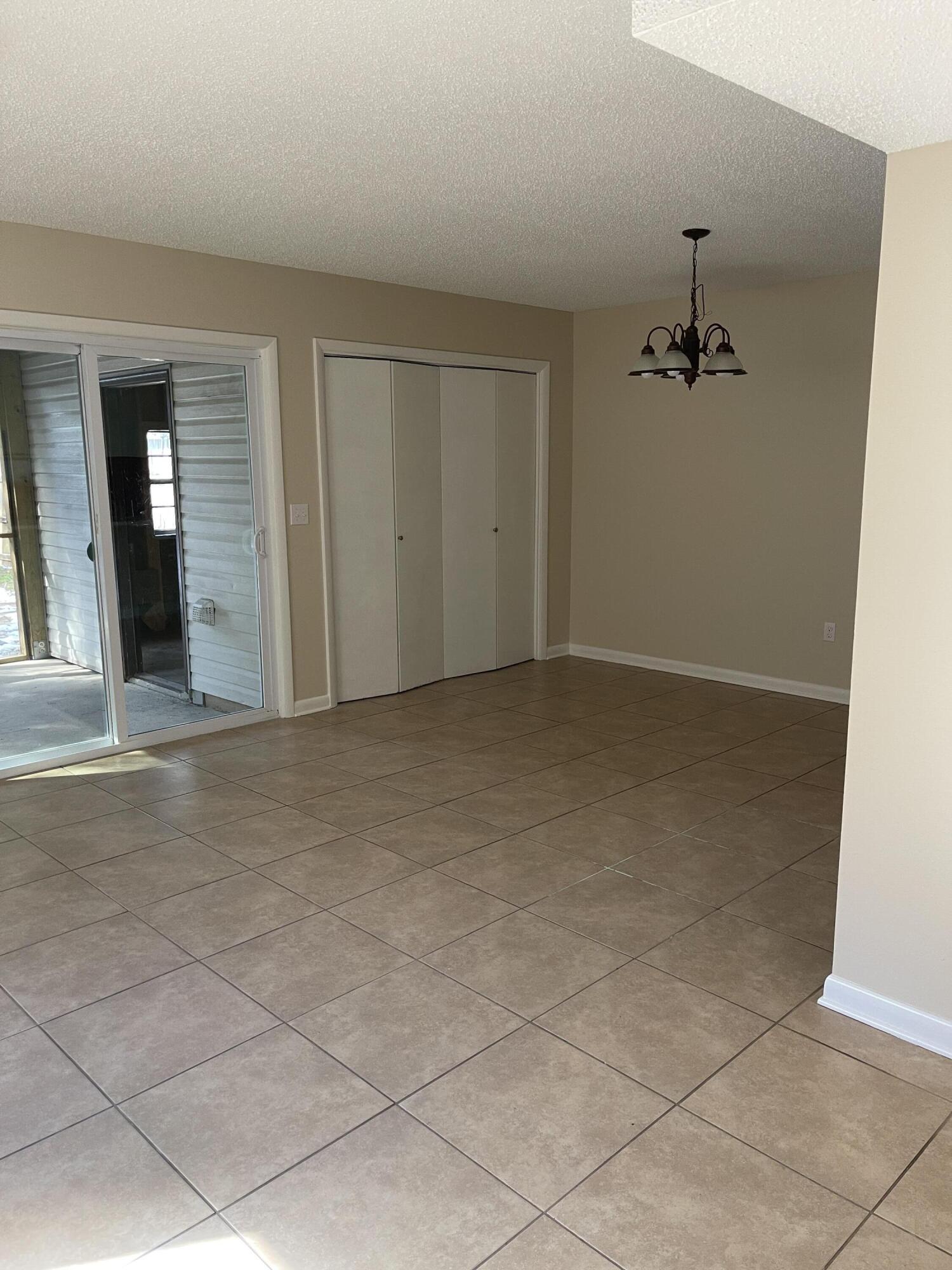 CAPE CASA T/H - Residential