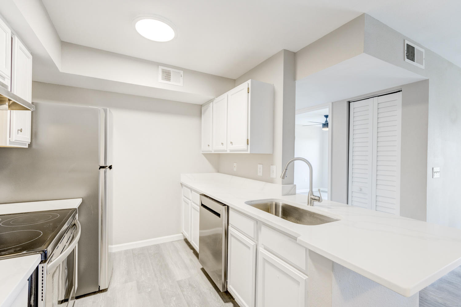 INDIAN LAKE - Residential