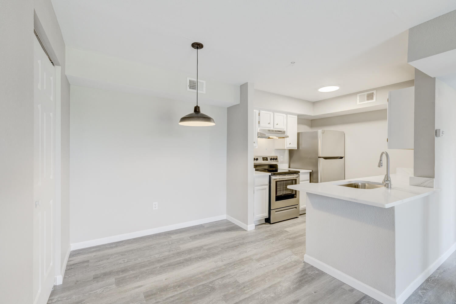 INDIAN LAKE - Residential