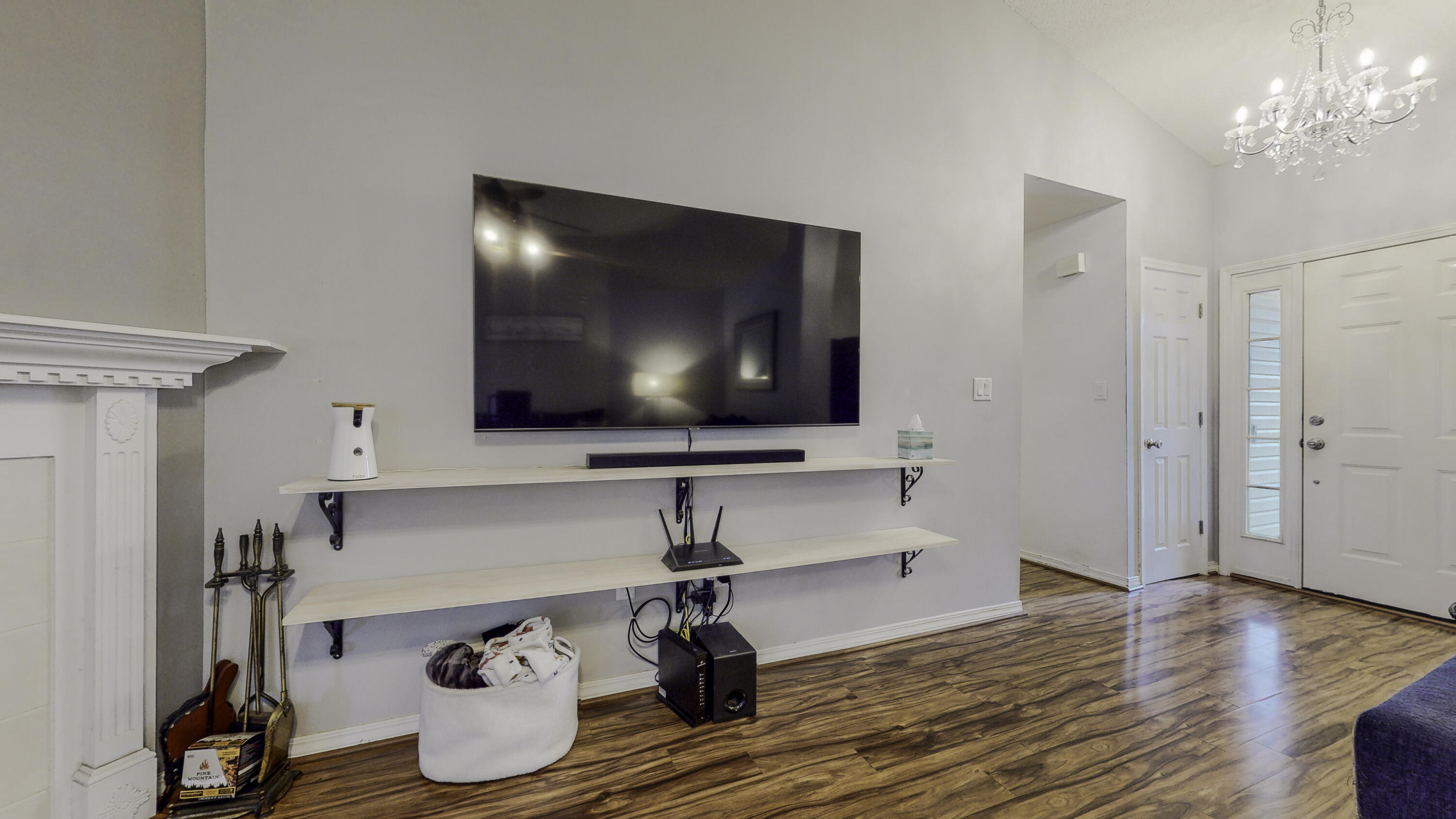 CORONADO VILLAGE PH 3 - Residential
