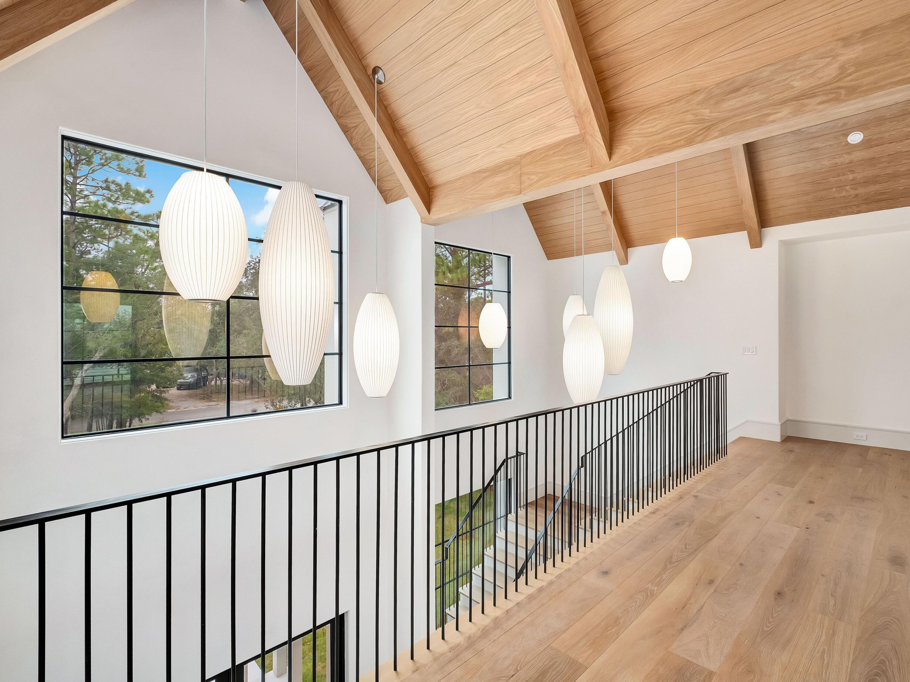 BAY PINES - Residential